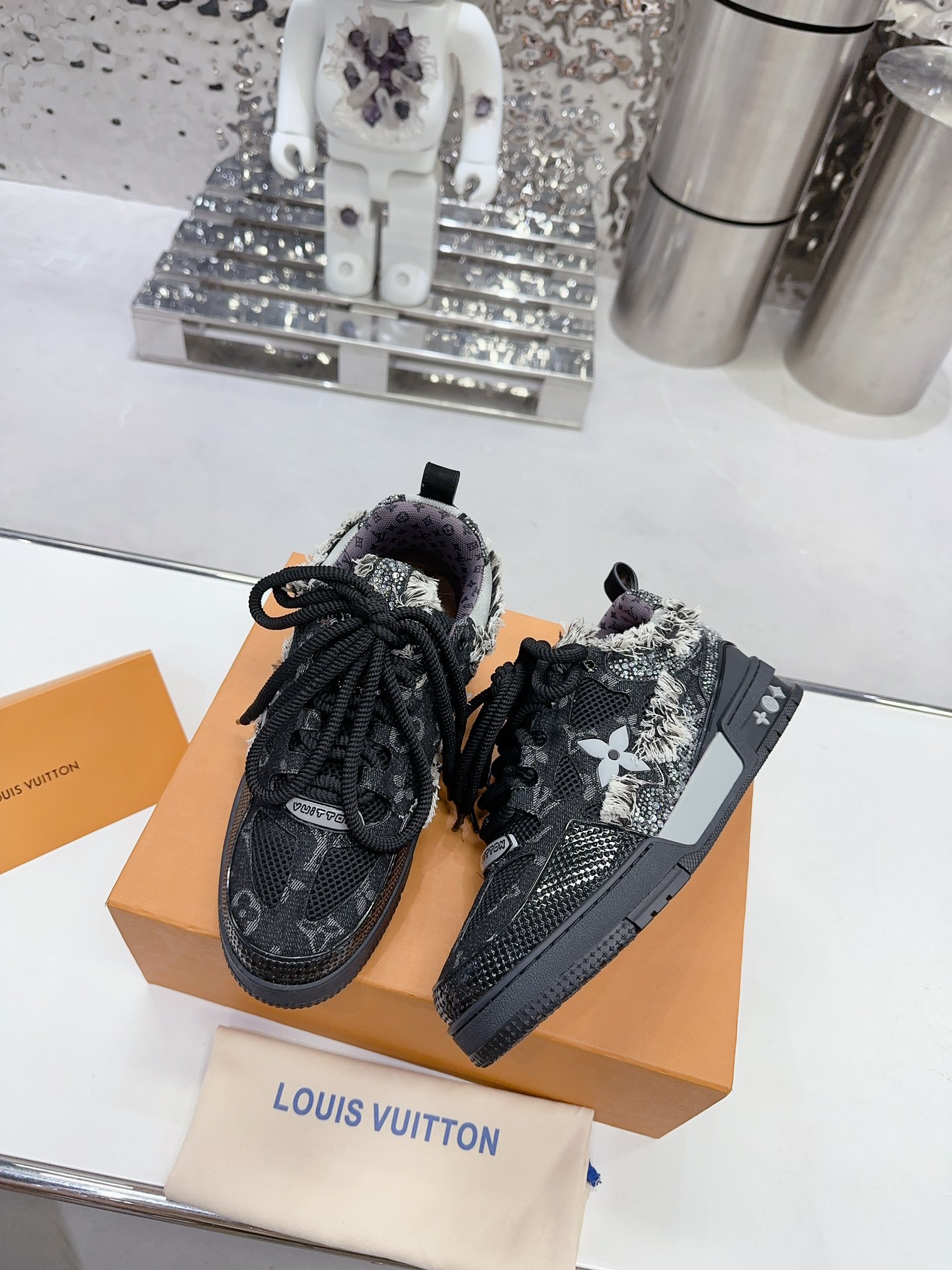 ：【】 𝙇𝙑 𝟐𝟎𝟐𝟑/𝐒𝐒 𝐧𝐞𝐰 Louis Vuitton Walking Skateboarding Shoes Popping up, las LOUIS VUITTO
