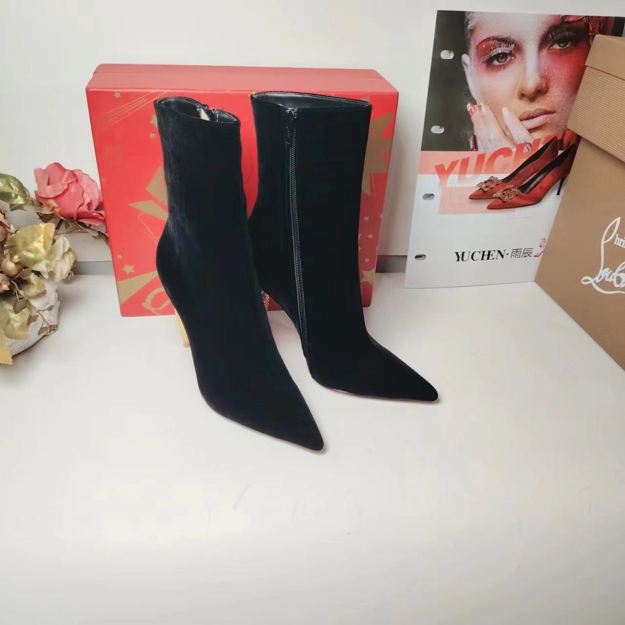 Glamorous Egyptian-inspired Golden Heel Boots with Velvet Material and 10cm Height