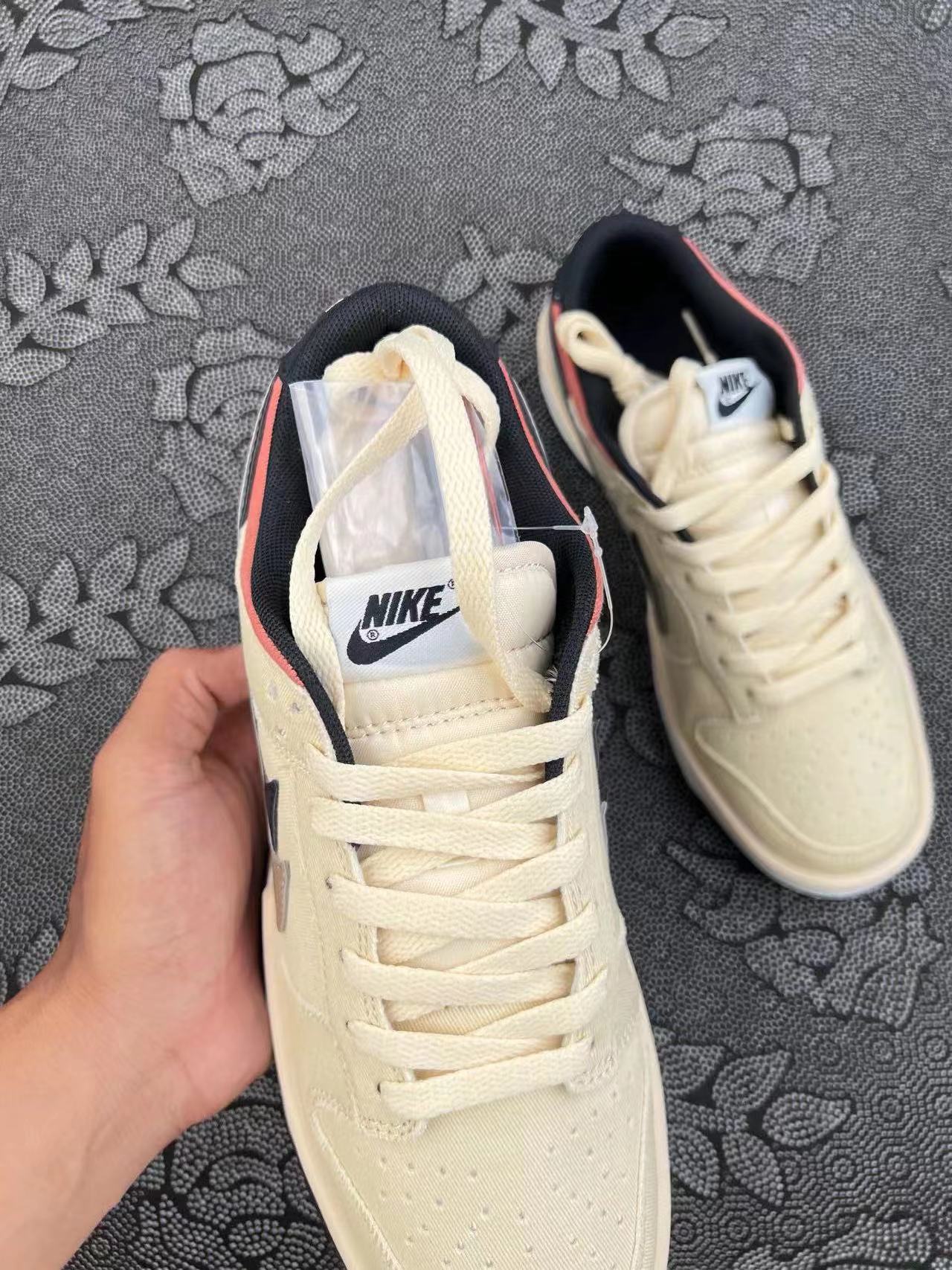 ? 正品定制Nike Dunk Low米灰配色 小男孩头像?