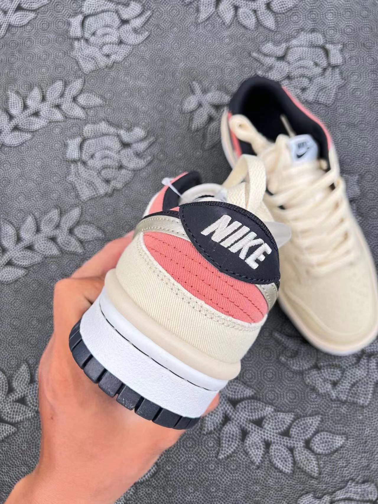 ? 正品定制Nike Dunk Low米灰配色 小男孩头像?