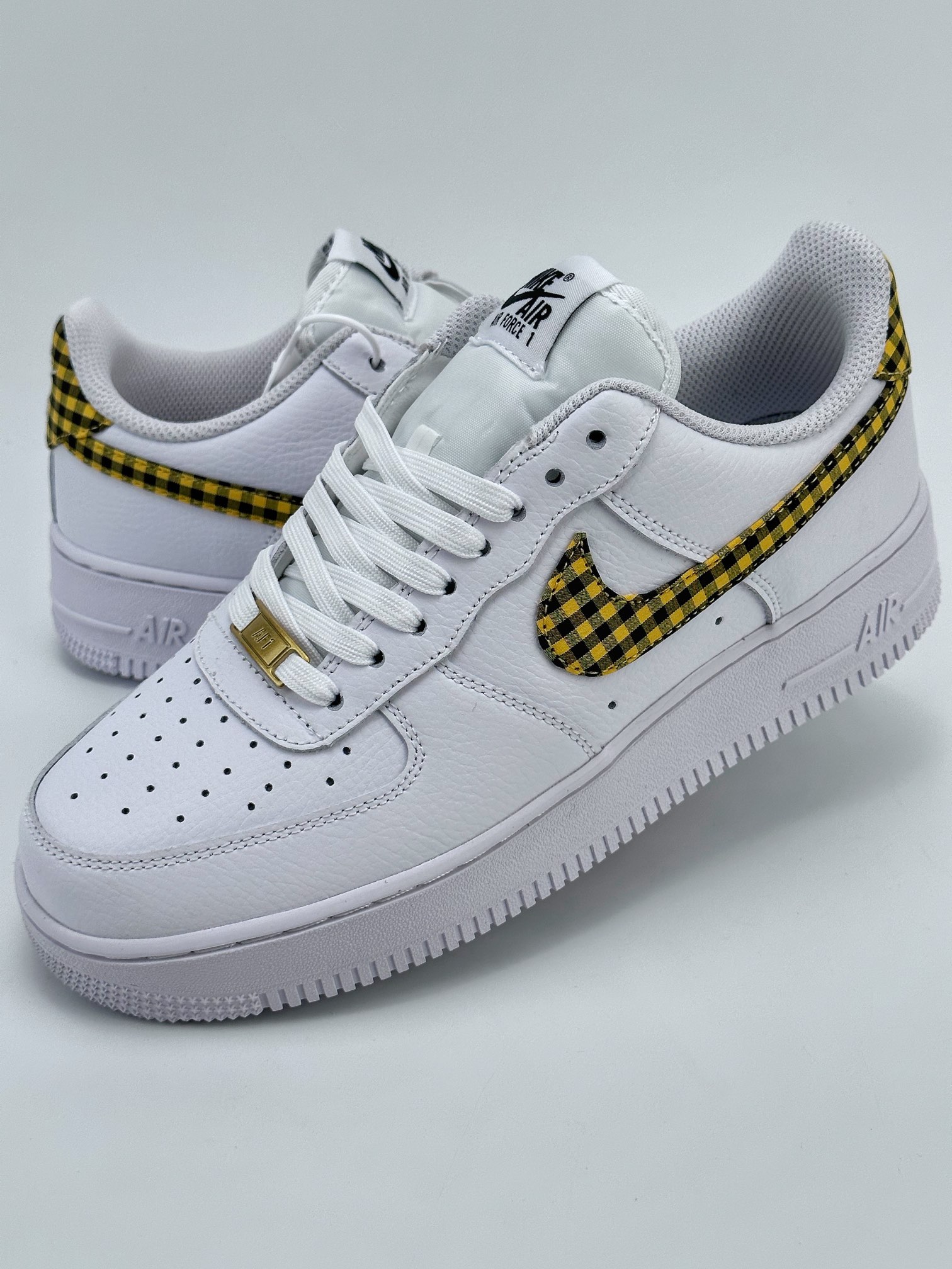 200 Nike Air Force 1 Low 07 黑黄格子勾 DZ2784-102