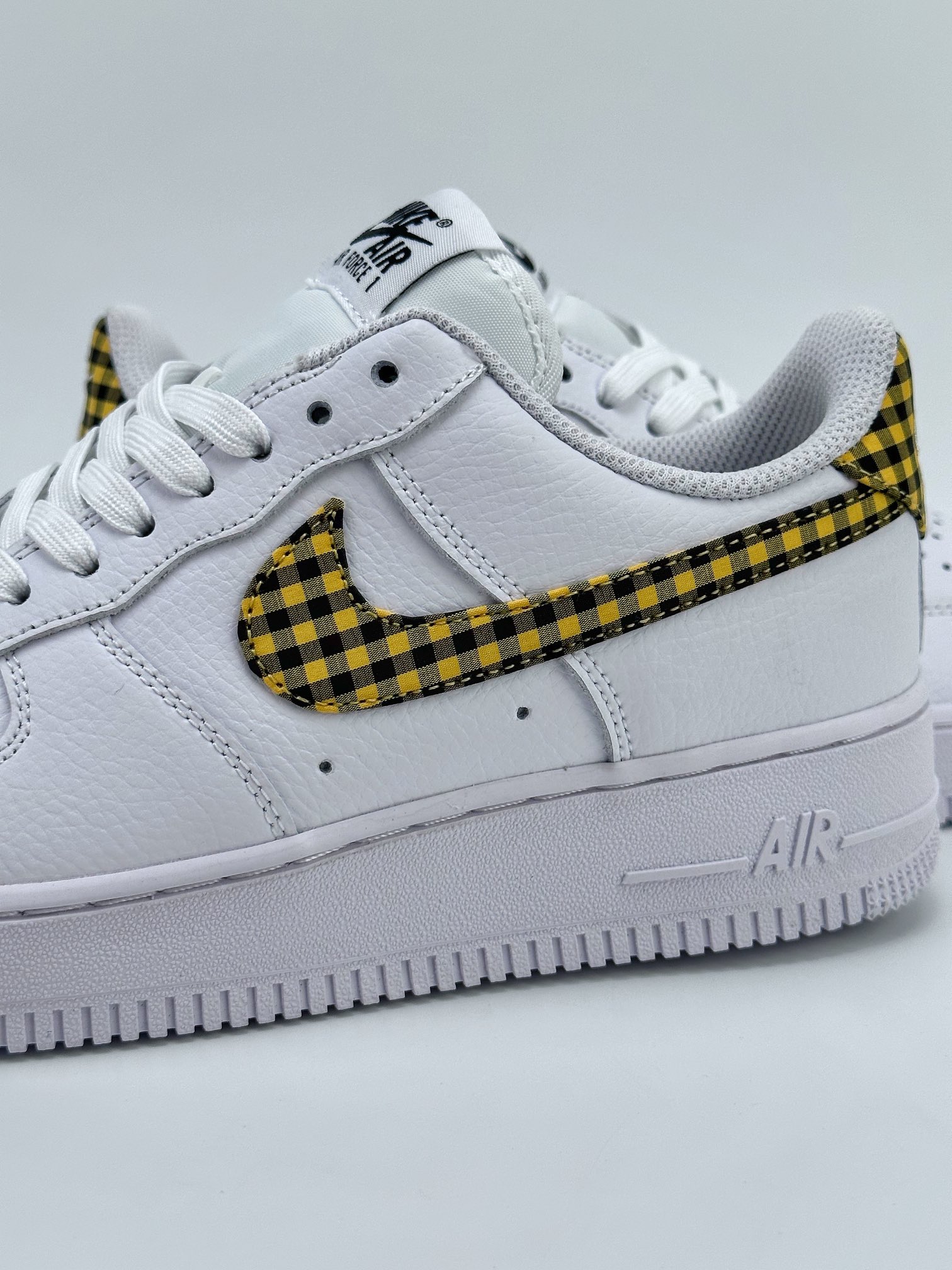 200 Nike Air Force 1 Low 07 黑黄格子勾 DZ2784-102