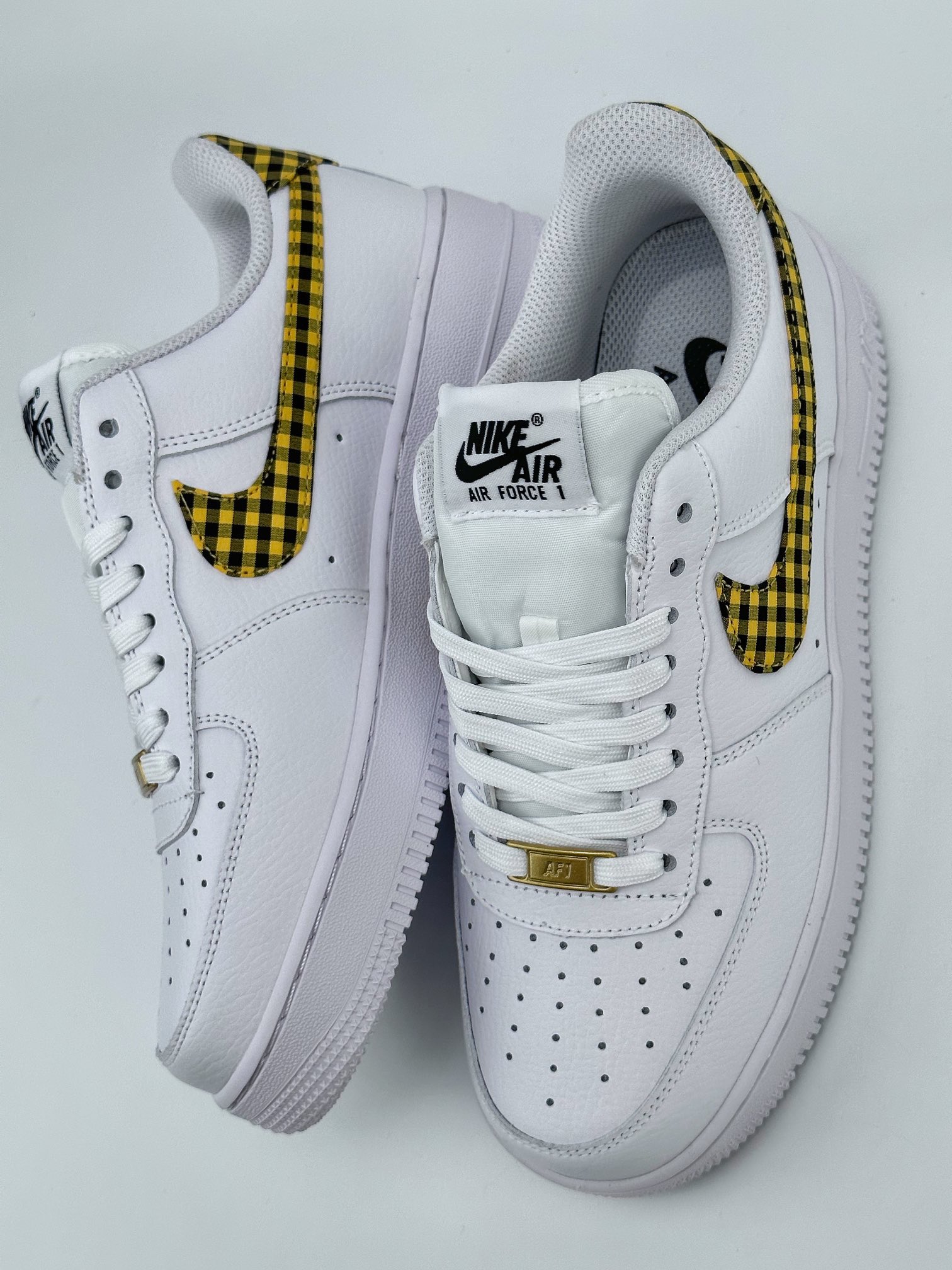 Nike Air Force 1 Low 07 Black and Yellow Plaid Hook DZ2784-102