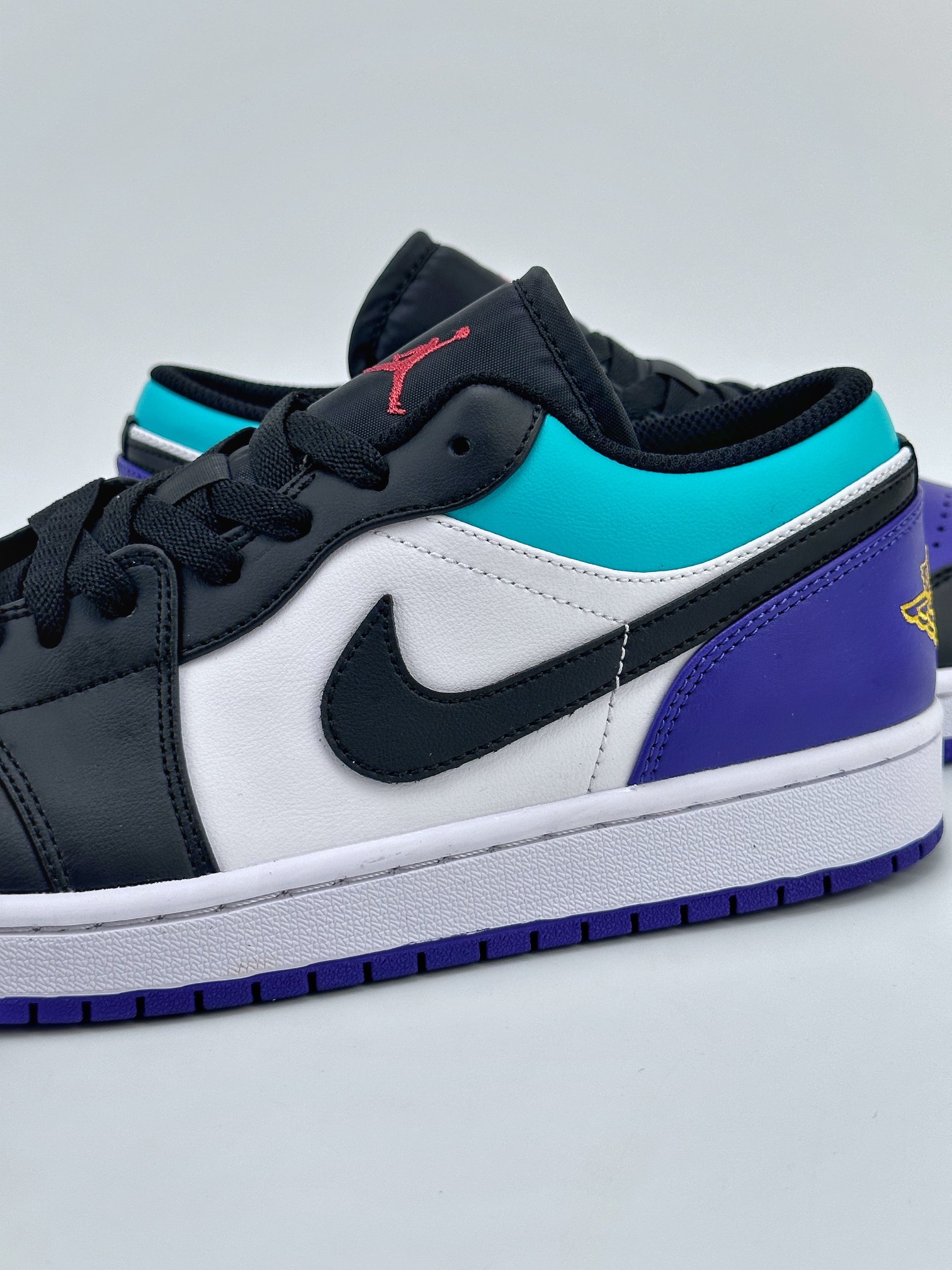 Air Jordan 1 Low White Black Purple 553558-154