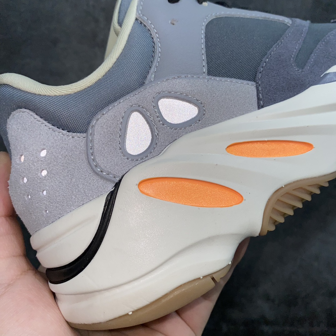 纯原版本Yeezy700Magnet