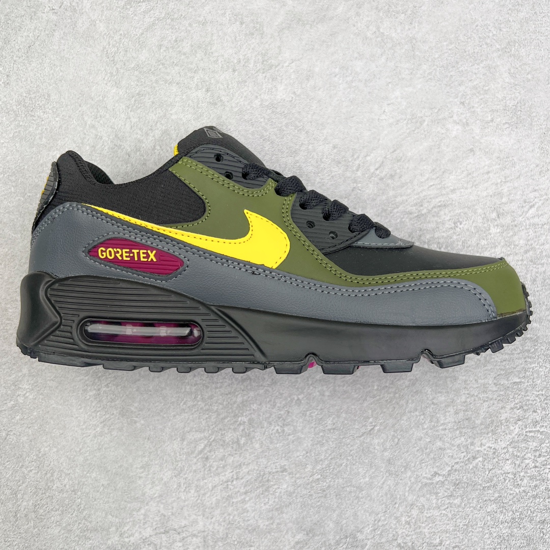 ＃MX版 NK Air MAX 90 气垫复古减震跑步鞋 DJ9779-001 经典重温 独家陆续补货 外单专供大厂出品 品质稳定 一百余色 终端操作 Air Max 90于1990年推出 来自Air Max系列 在Air Max 1的基础上改进而得 增加了气垫面积 外型上也更为流线 最特別的就是加入了菱纹塑胶嵌板 为Air Max 90增添了许多潮流气息 皮革鞋面 造就出色耐穿性和支撑力 Max Air缓震配置搭配泡棉中底 令Air Max 90轻盈而舒适 华夫格橡胶外底 铸就Air Max 90非凡的抓地力 而Air Max 90不仅是一双跑鞋 它成功跨越了时间的演进 成为了球鞋文化与潮流圈中最熟为人知的鞋款之一 尺码：36 36.5 37.5 38 38.5 39 40 40.5 41 42 42.5 43 44 44.5 45-选品中心