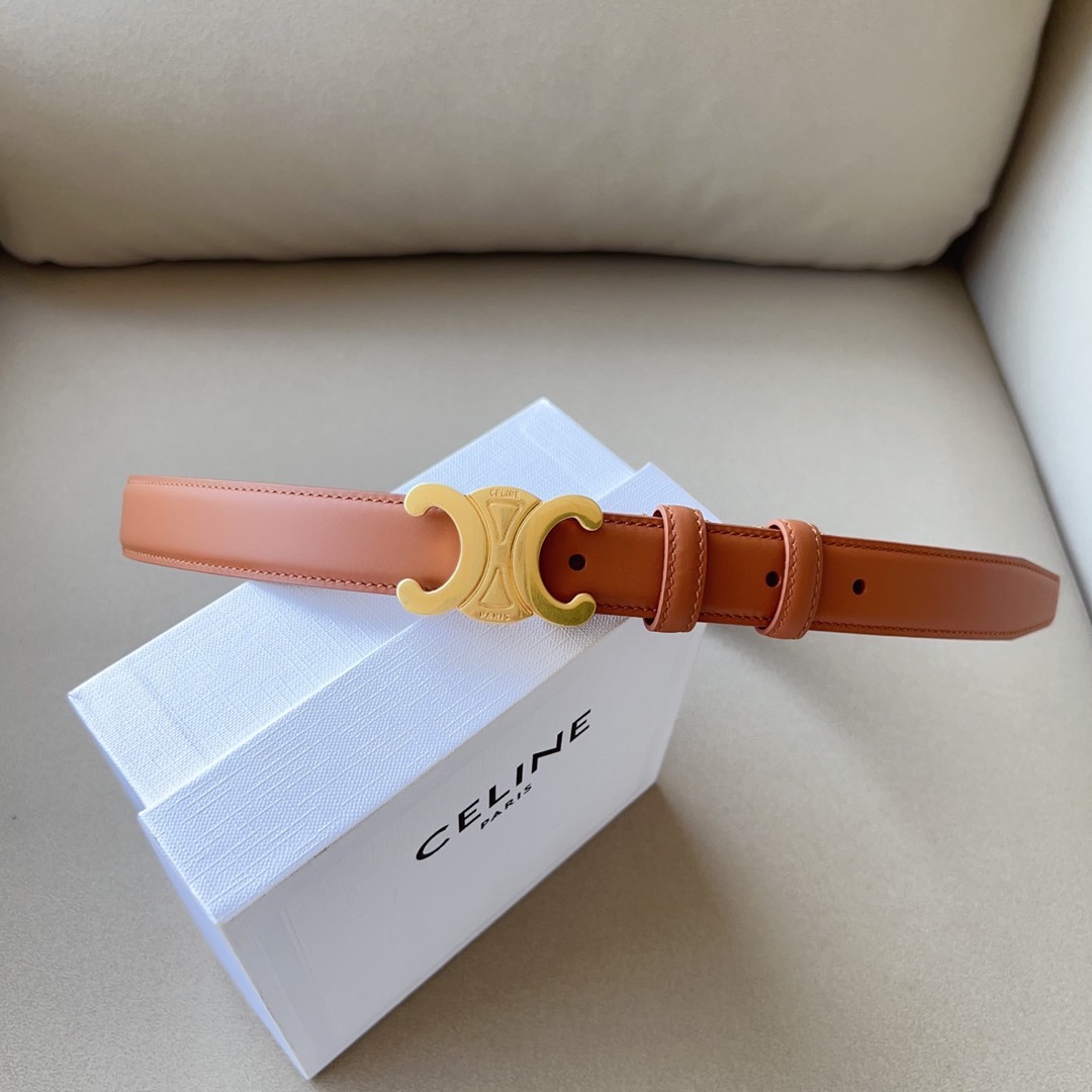 celine23TRIOMHE中号和