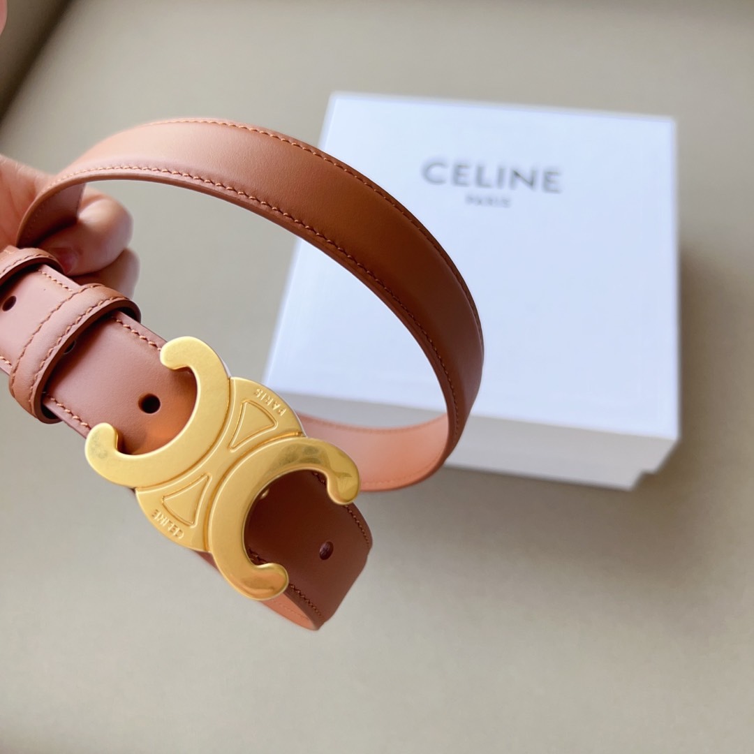 celine23TRIOMHE中号和