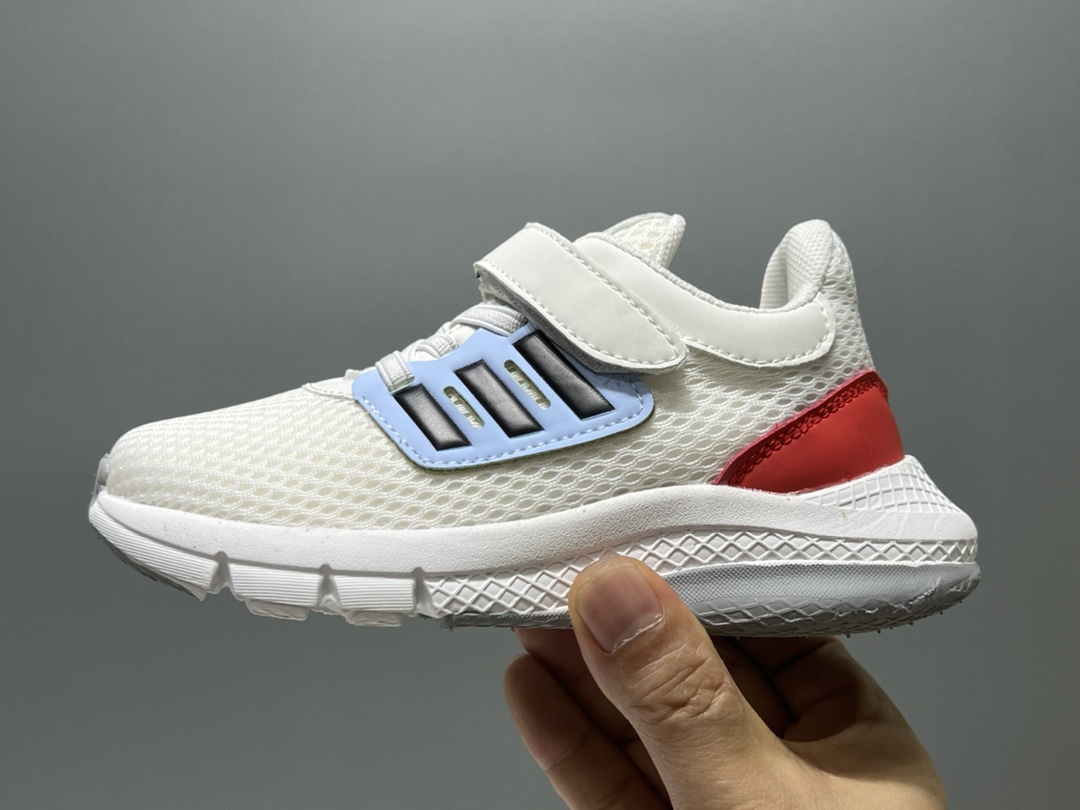 图片[4]-开春福利 A家新款网面魔术贴松紧带儿童运动鞋 尺码：26-37码 经典Adidas款式❤️ 网面拼接，透气又舒适☁️ 耐磨防滑大底，脚感超赞👍🏻-选品中心