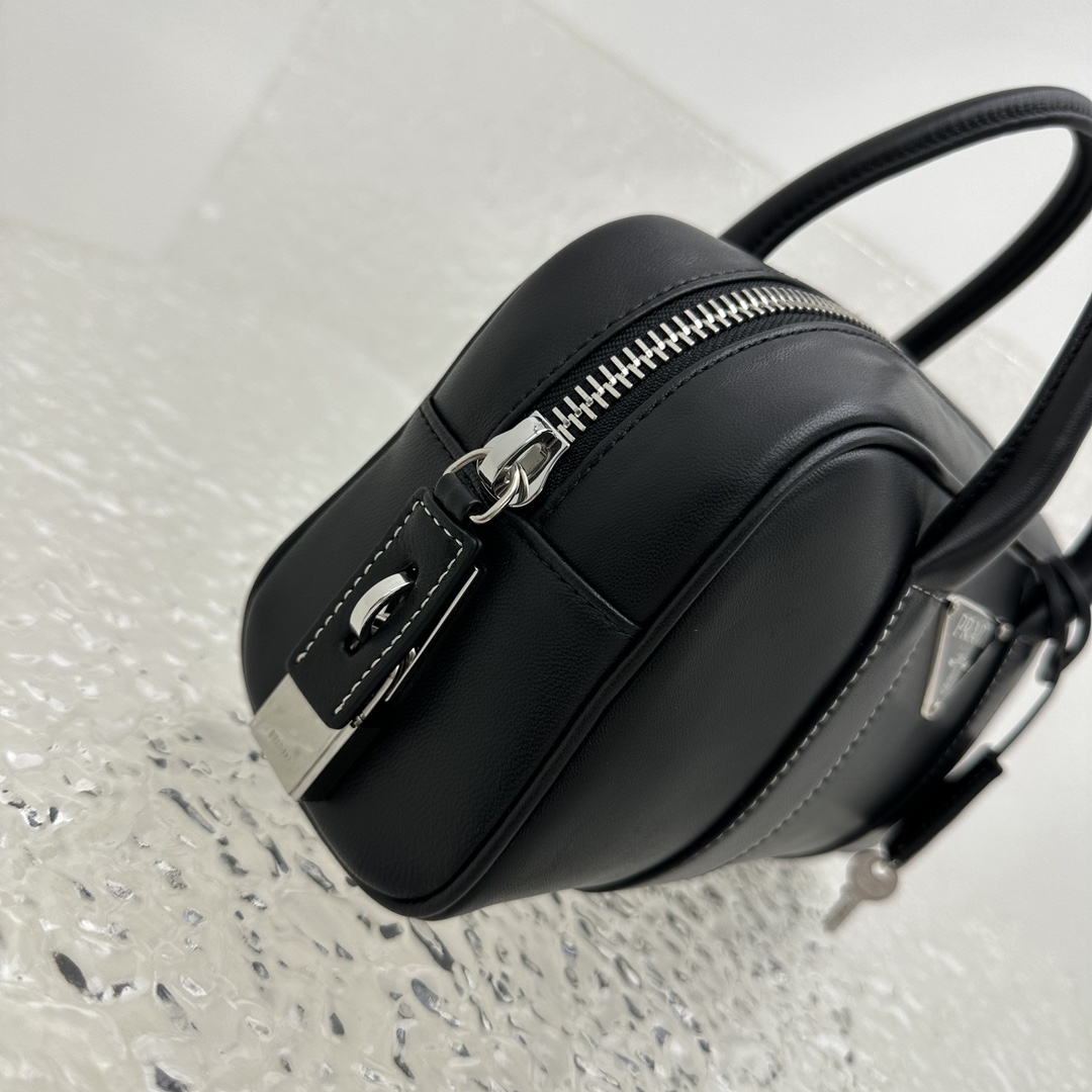 프라다 136581 가방 Prada Bag 썸네일 이미지
