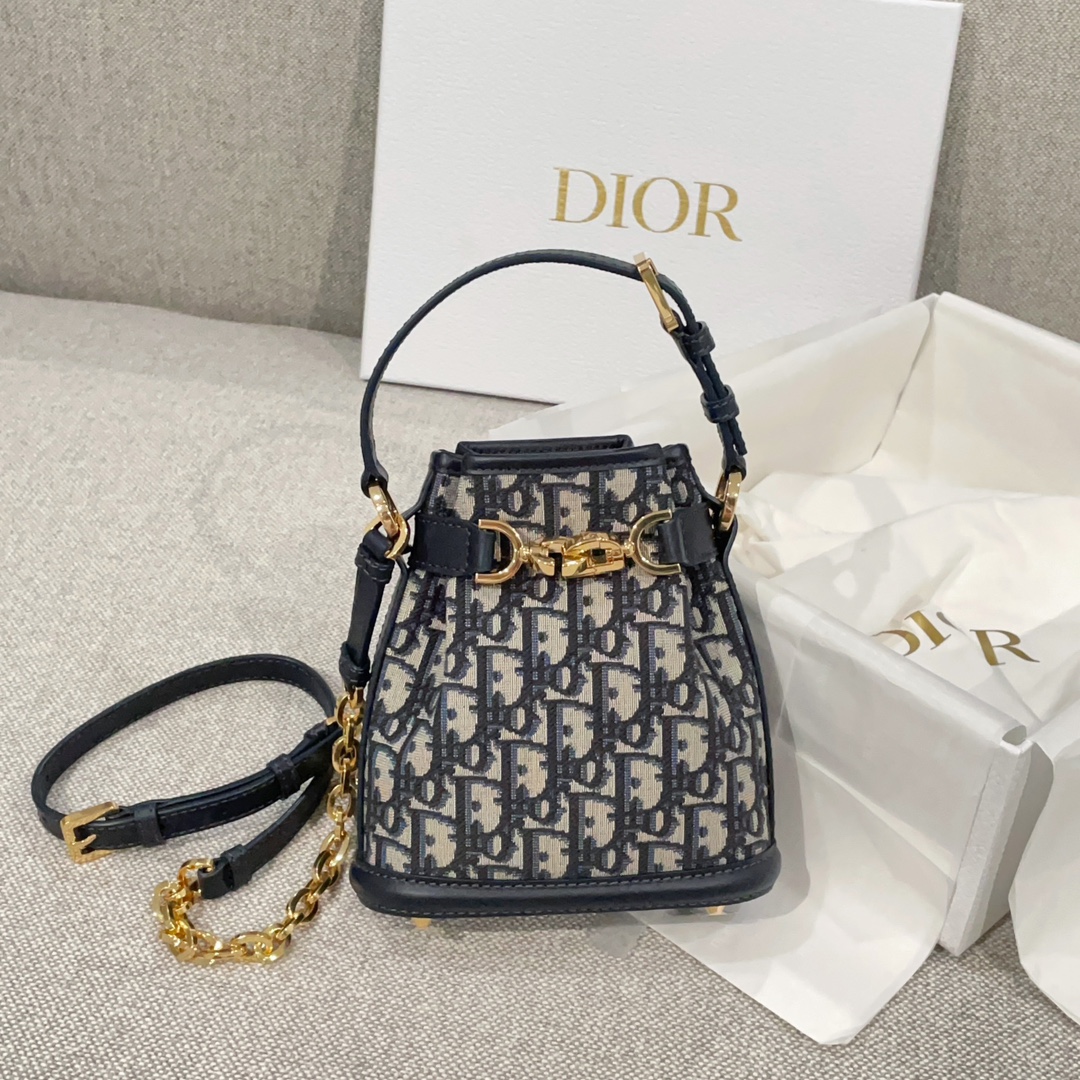 디올 가방 Dior