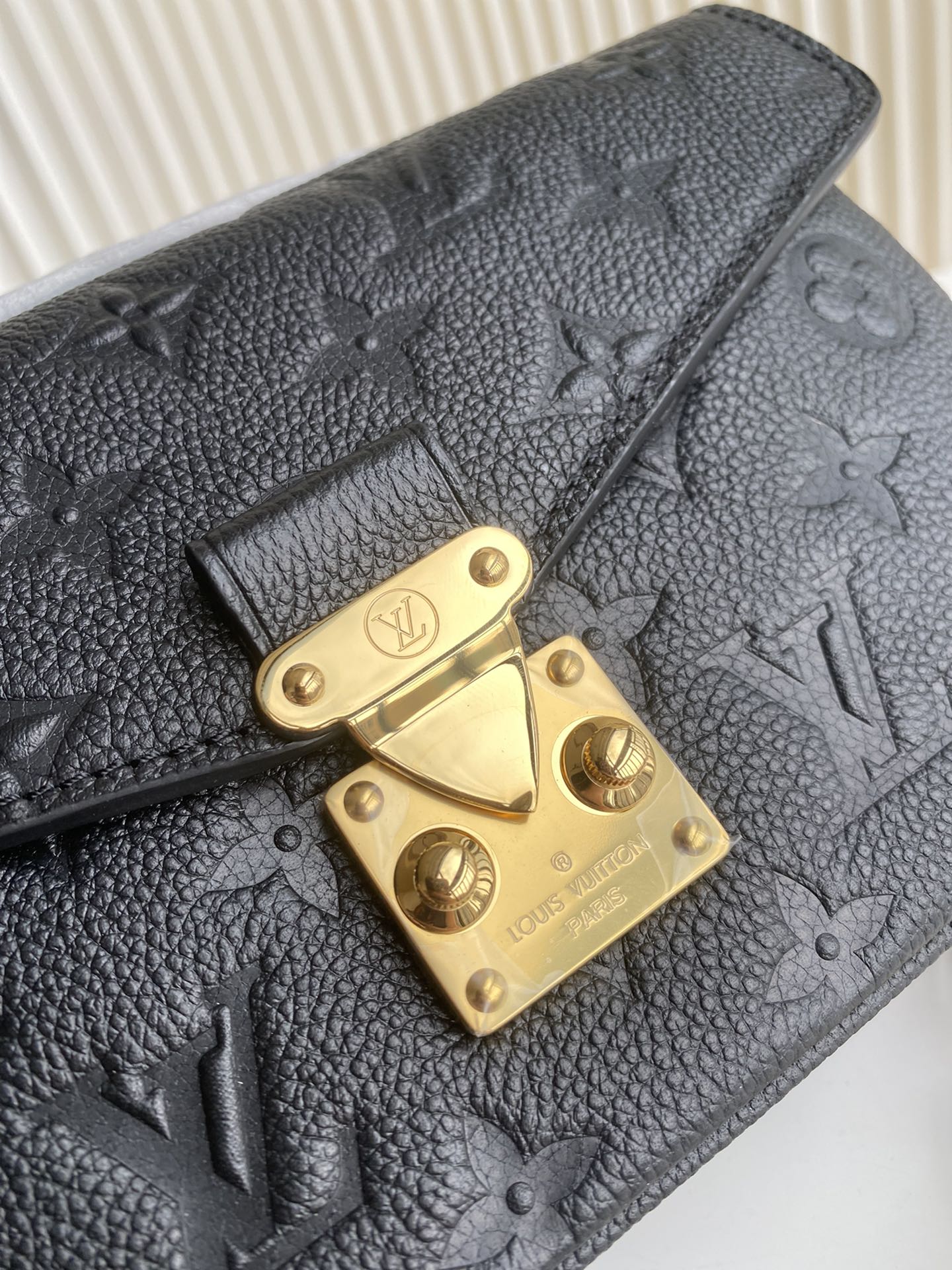 Goyard Classic Luxury Handbag Shoulder Crossbody Bag Ref.90C682F7 5