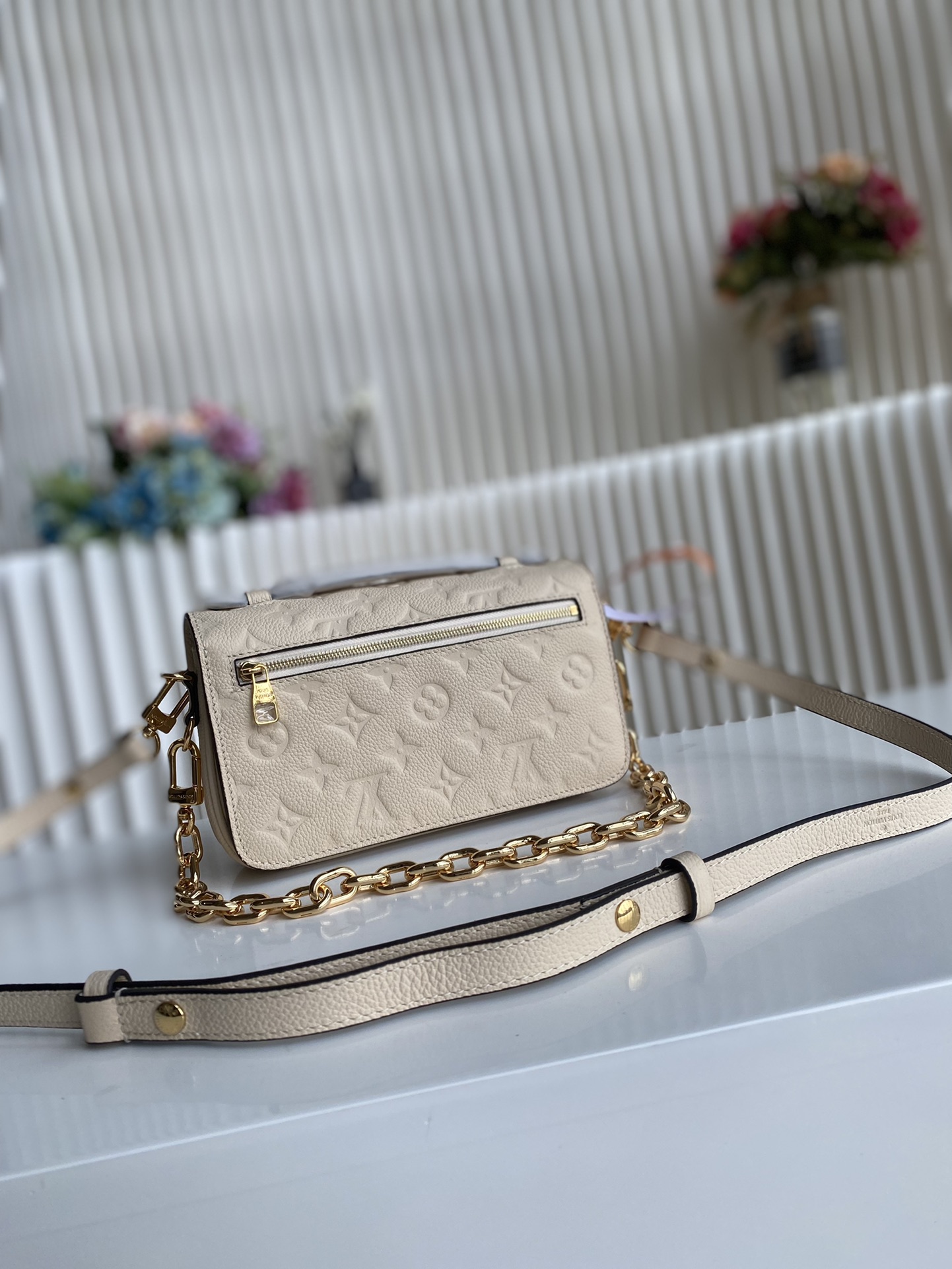 Fendi Classic Luxury Handbag Shoulder Crossbody Bag Ref 3