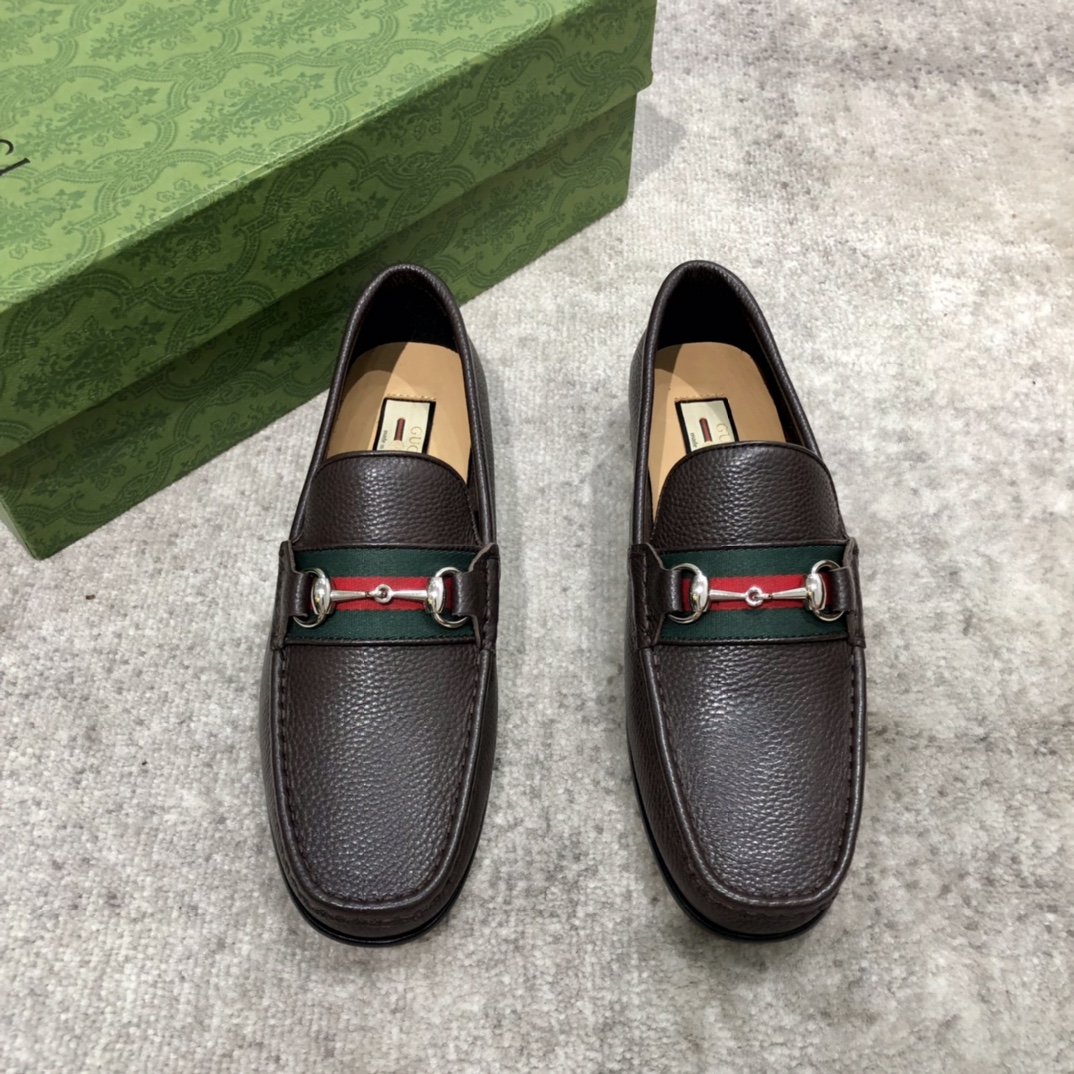 NO:274215,Gucci men's classic leather shoes, imported uppers, water-dyeed cowhide inner lining, top-grade genuine leather soles, standard code 38-44 (45, 46 customized, no return or exchange), spot batch, gucci, cowhide, Leather soles19860909Gucci男士经典皮鞋,鞋面进口特质面料,水染牛皮内里,顶级真皮大底,标准码38-44（45,46定做不退不换）,现货批,,gucci,cowhide,Leather soles,Men's shoes