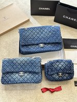 Acheter pas cher
 Chanel Sacs À Main Sacs Cabas Bleu Broderie de fleurs Tissu coton bleu