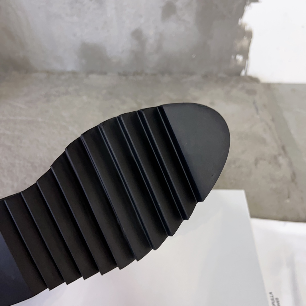 New 2023 Toga Pulla Chelsea Insignia Shoes with Beaded Cattle Skin - 图片 8