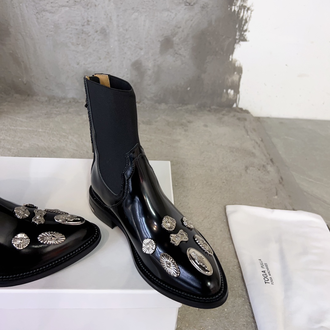 2023 Toga Pulla Chelsea Shoes: Brightest Fashion for Fall/Winter Tide! - 图片 4