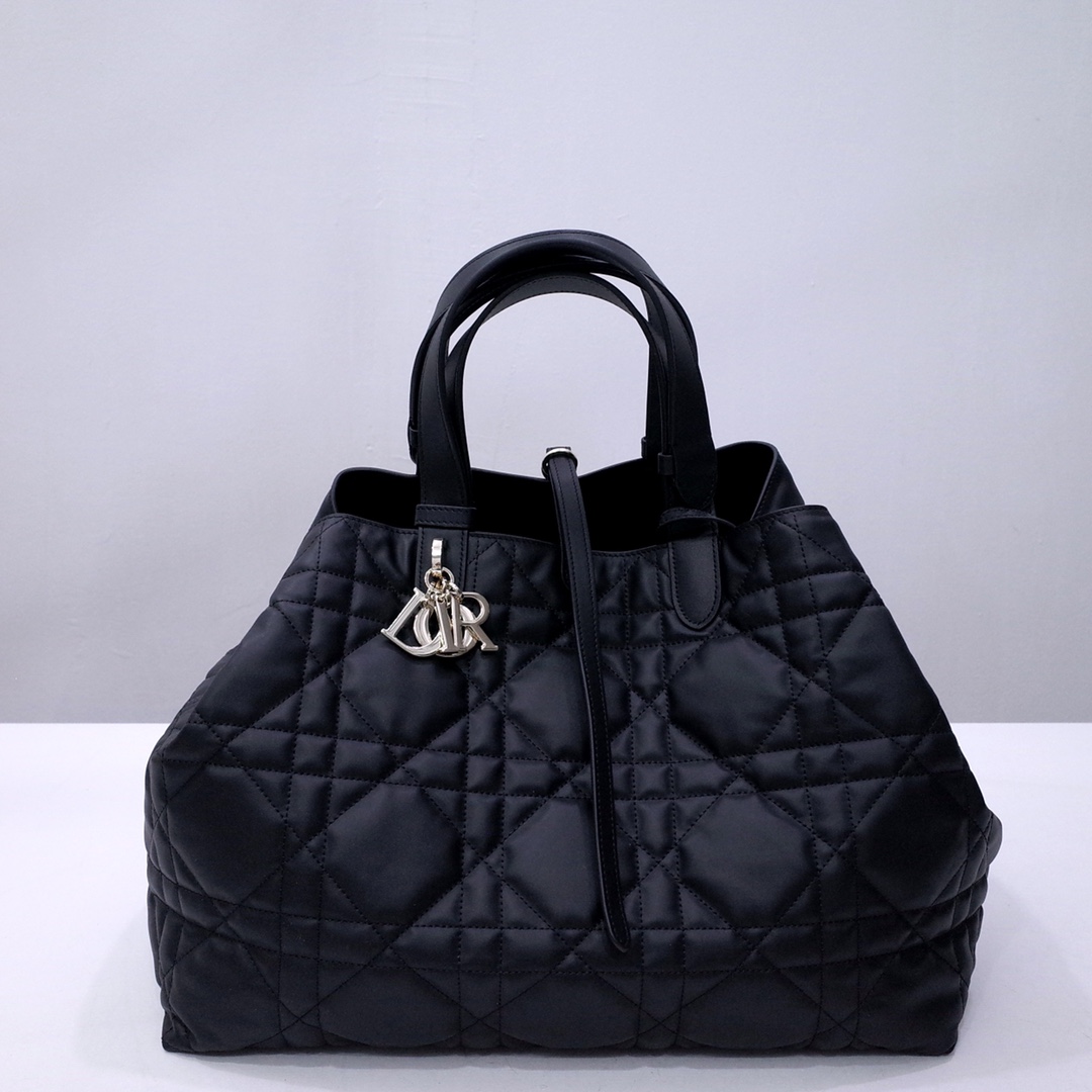 Dior Shop
 Bags Handbags Black Cowhide Spring/Summer Collection Casual