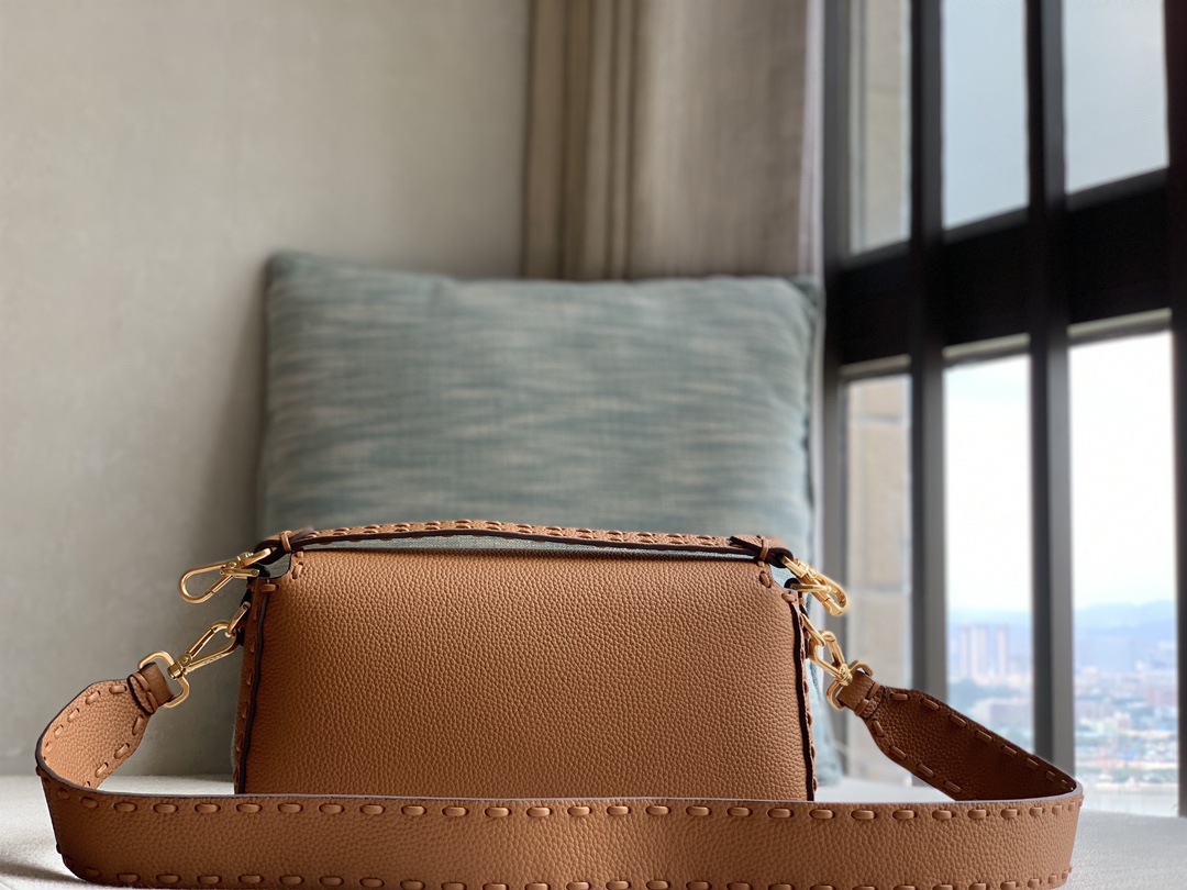 Fendi [Iconic Baguette Medium Handbag] Brown Gold Buckle
