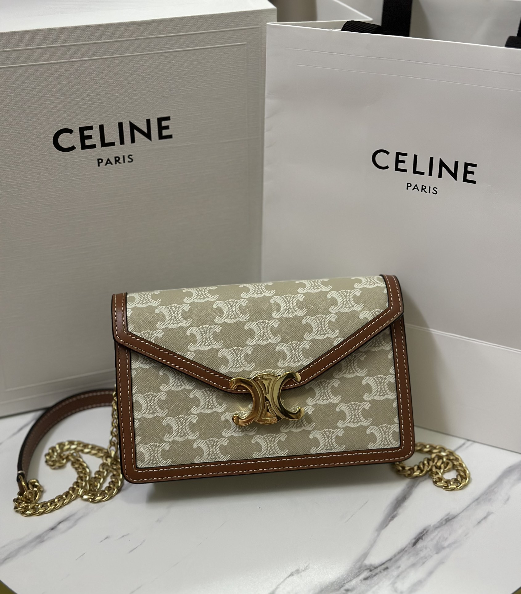 Celine Style Beige Leather Top Handle Bag style reference detail image 1 from source 772272