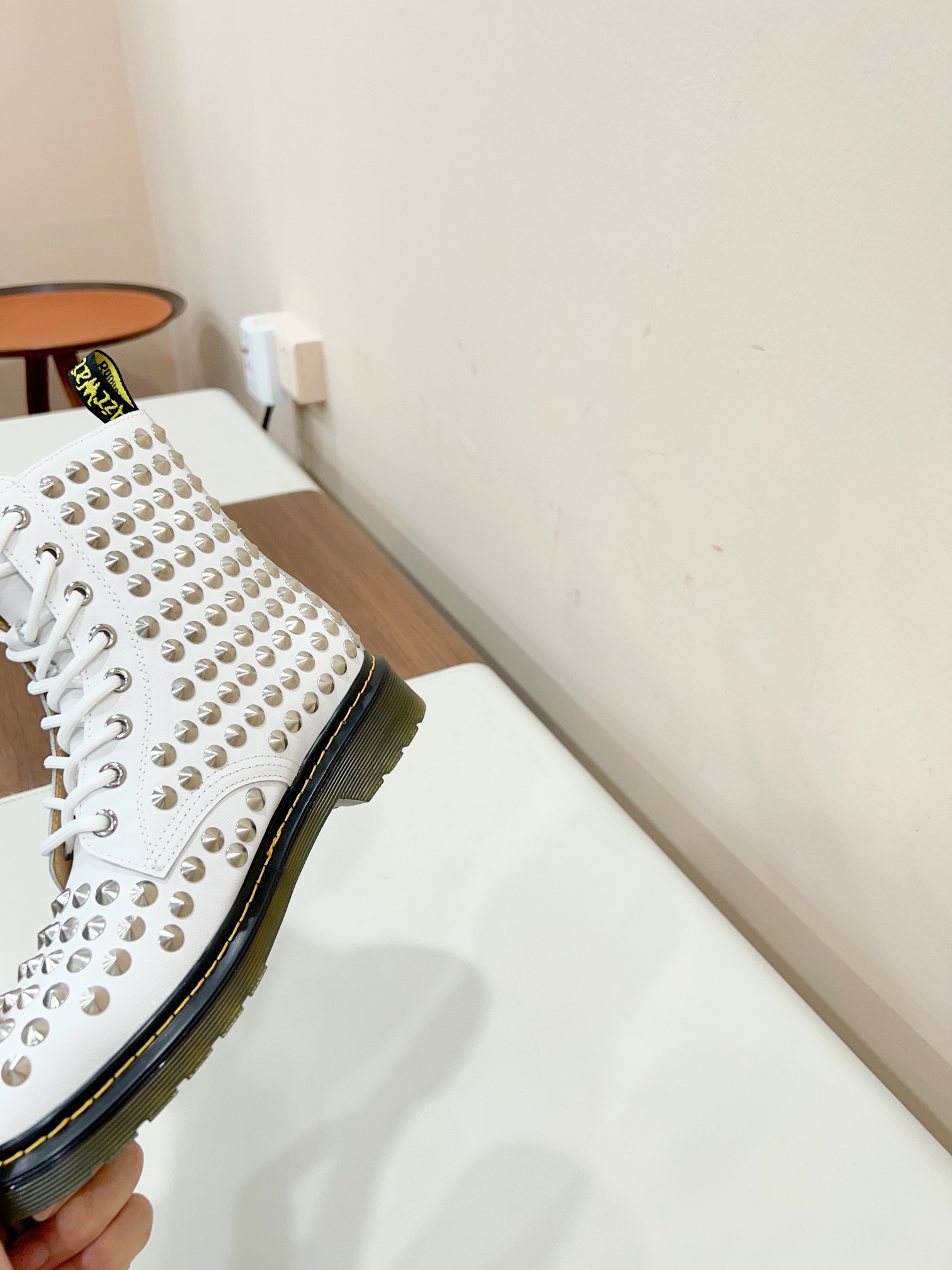 “Dr. Martens 2023ss Boots: Comfortable, Best Value, No Bargaining” - 图片 7