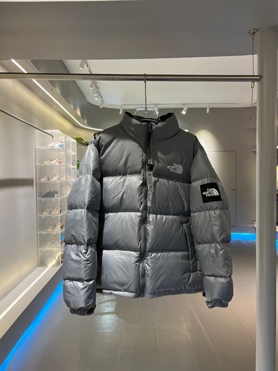 Where can I buy the best 1:1 original The North Face Clothing Down Jacket Grey White Lattice Nylon Duck Down