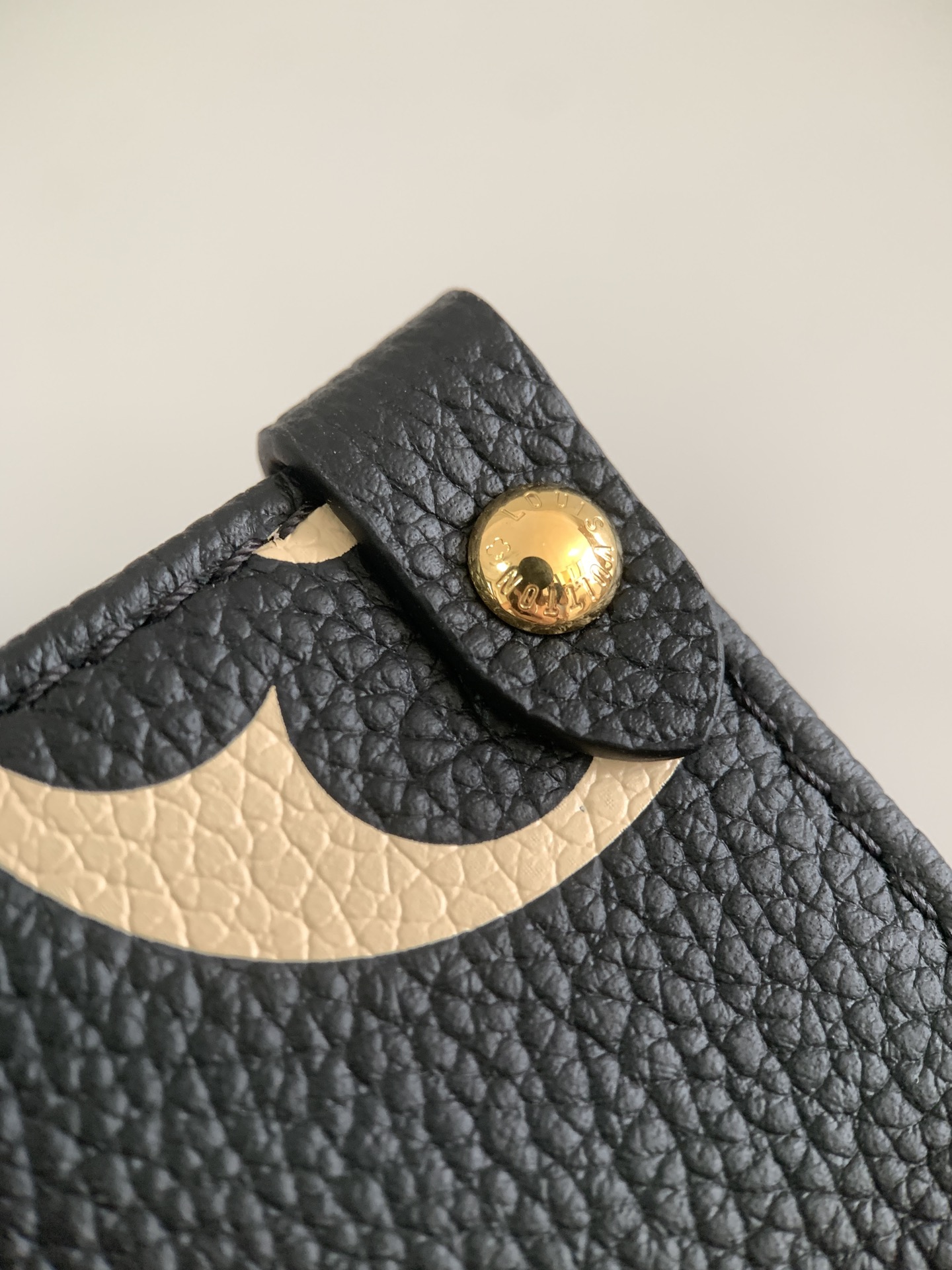 Louis Vuitton OnTheGo 小号手袋