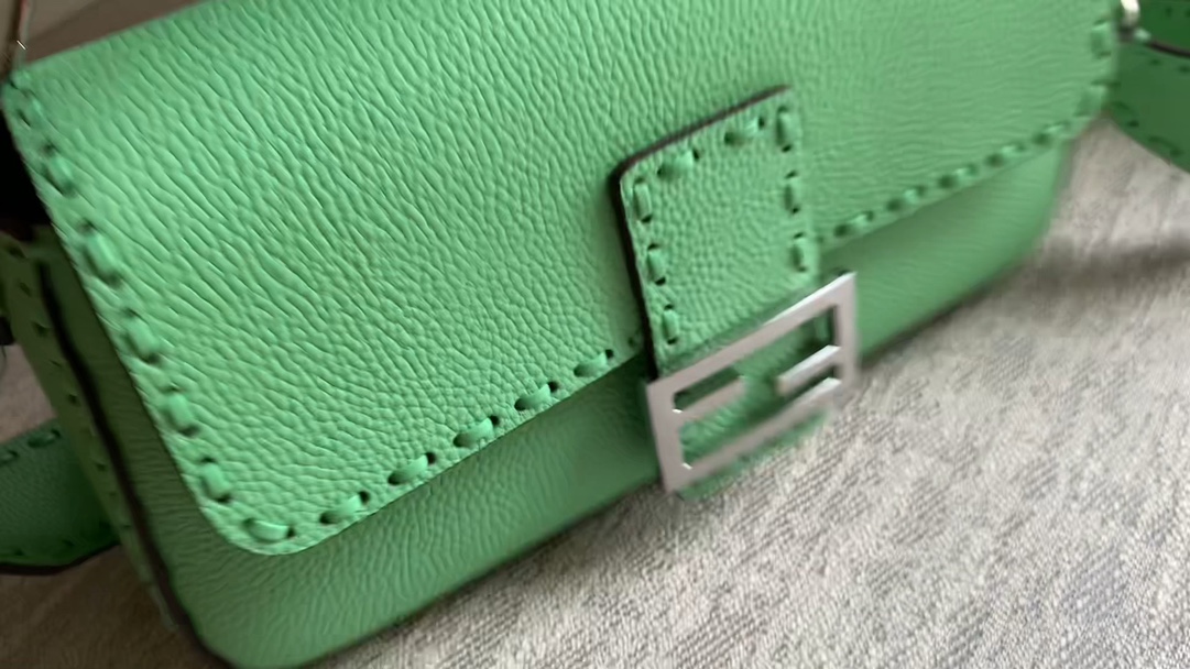 Fendi 2658 green handmade string