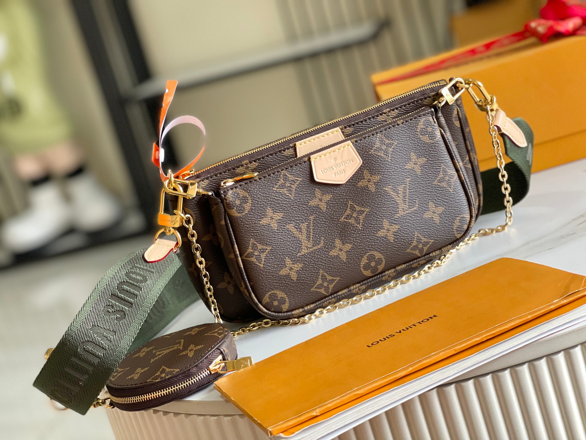 Louis Vuitton Haute Couture Classic Luxury Handbag Shoulder Crossbody 2