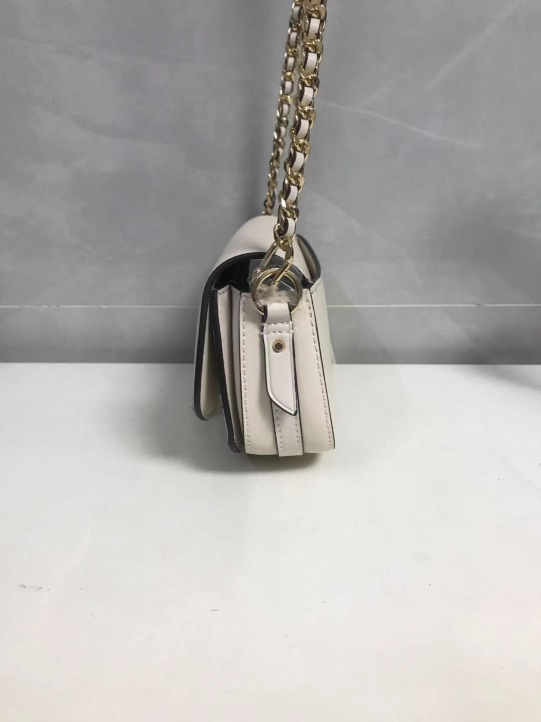 Michael Kors 链条马鞍包