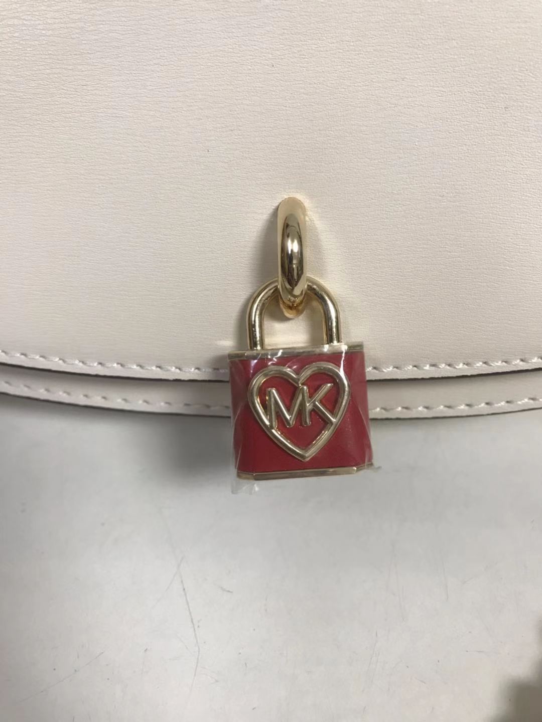 Michael Kors 链条马鞍包