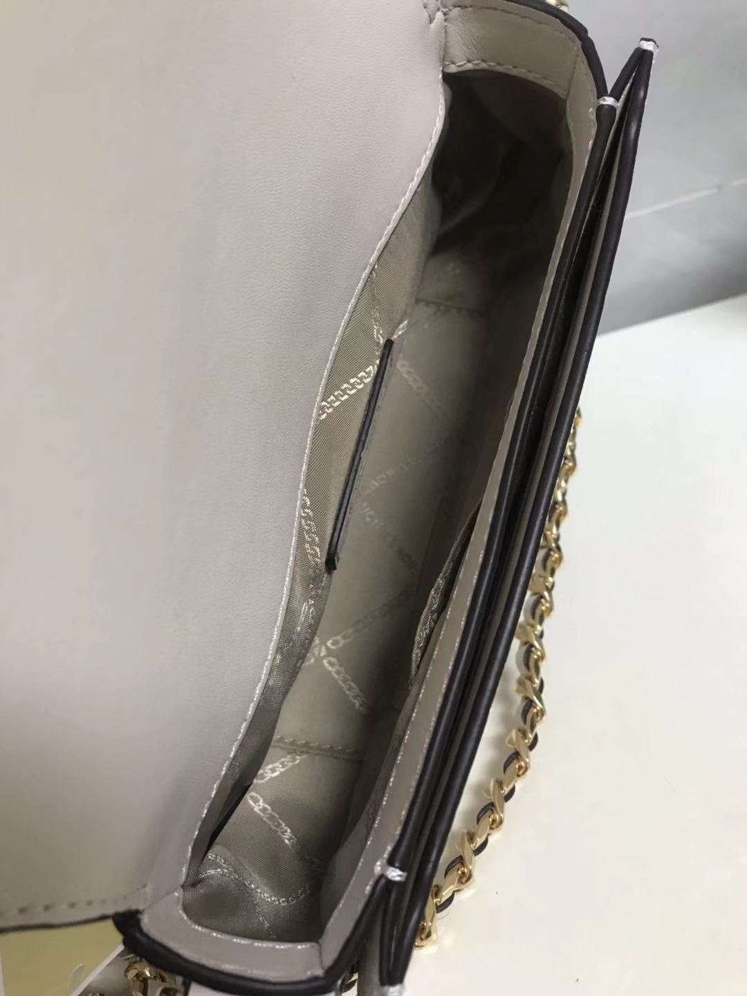 Michael Kors 链条马鞍包