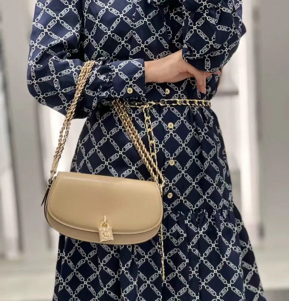 Michael Kors 链条马鞍包