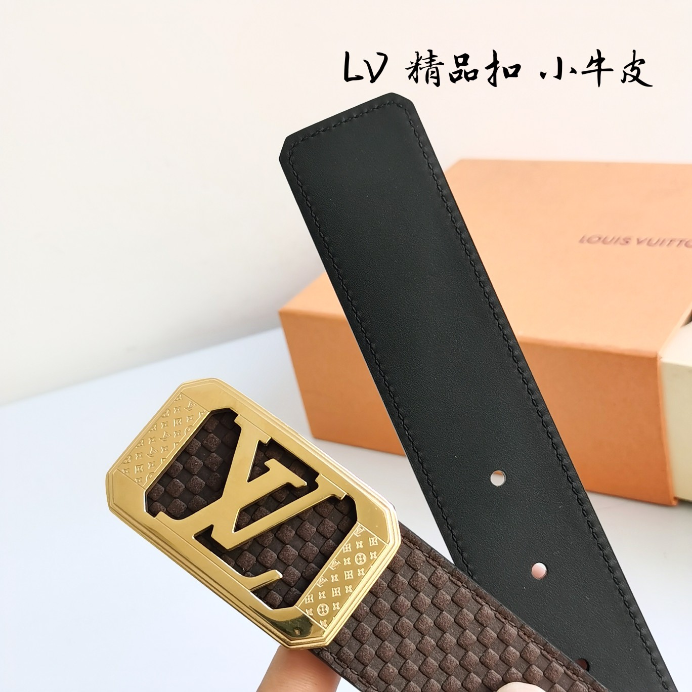 Lv路易威登宽度4.0CM精品扣搭配设计用了精品电镀五金工艺精湛进口小牛皮