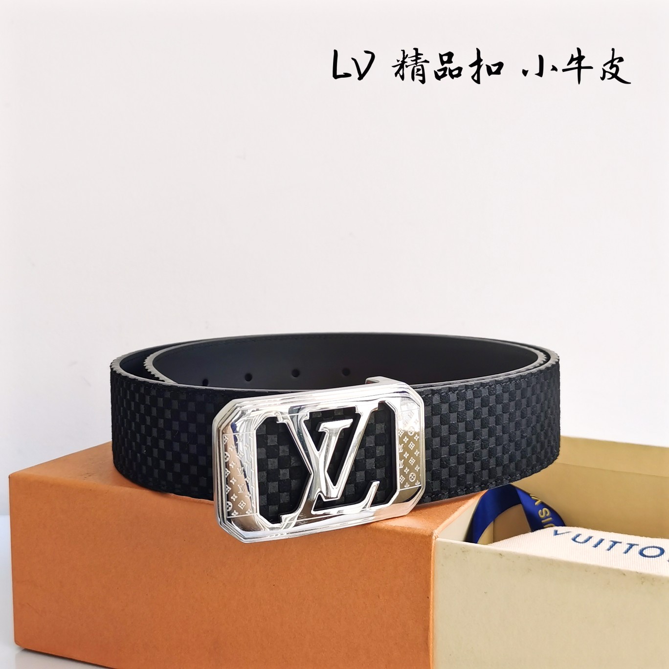 Lv路易威登宽度4.0CM精品扣搭配设计用了精品电镀五金工艺精湛进口小牛皮