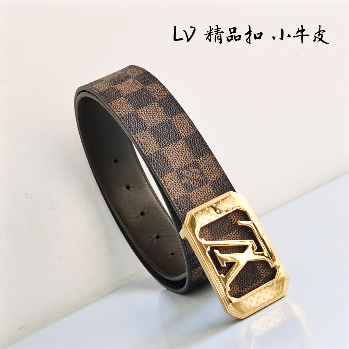 Lv路易威登宽度4.0CM精品扣搭配设计用了精品电镀五金工艺精湛进口小牛皮