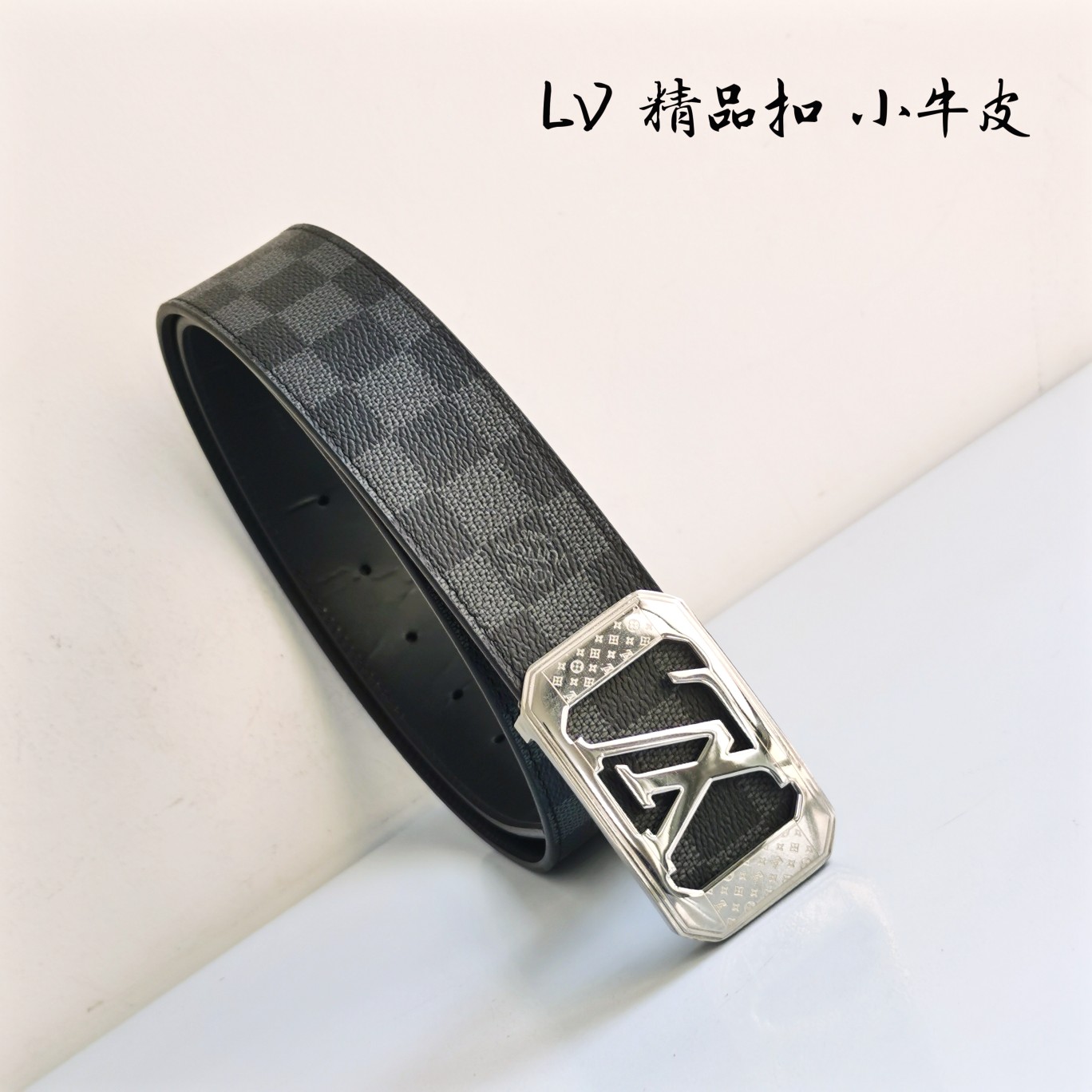 Lv路易威登宽度4.0CM精品扣搭配设计用了精品电镀五金工艺精湛进口小牛皮