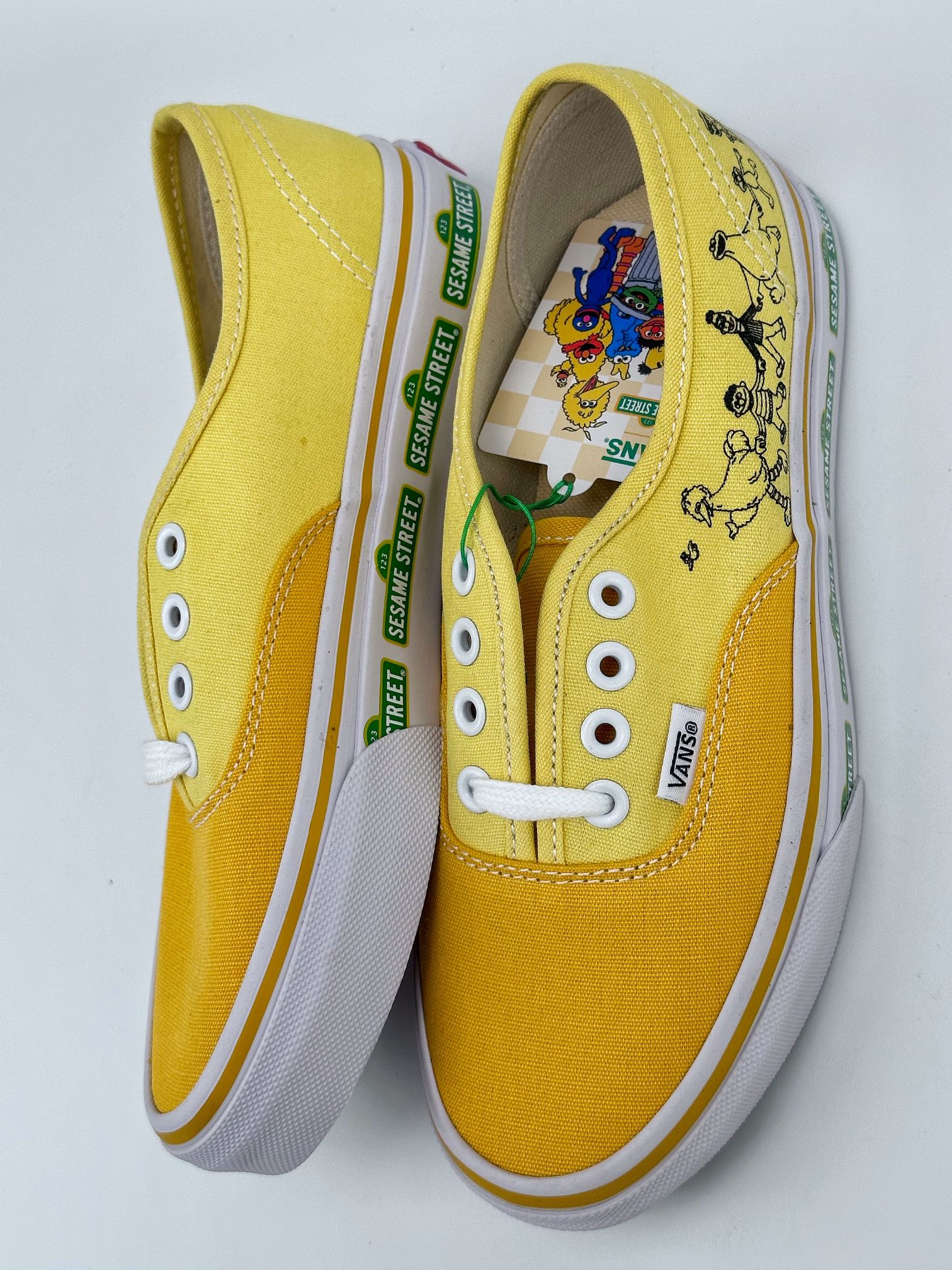 New force Vans official Sesame Street joint Authentic bright yellow American college canvas shoes