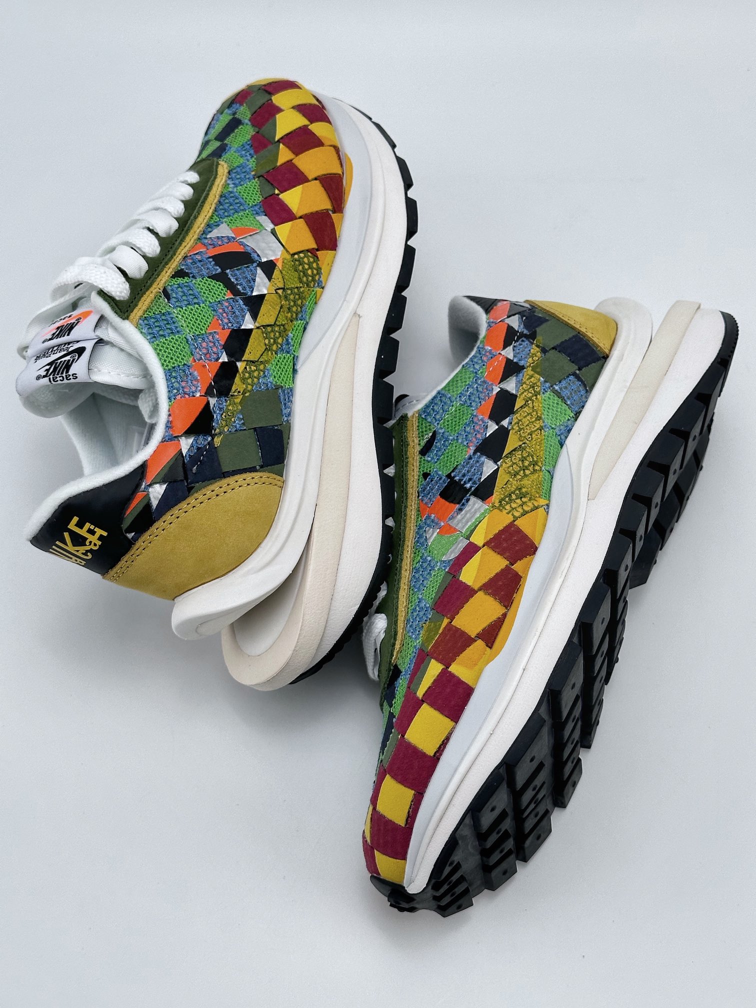 Sacai x Nike woven ”Green Gusto” 绿彩 DR5209-300