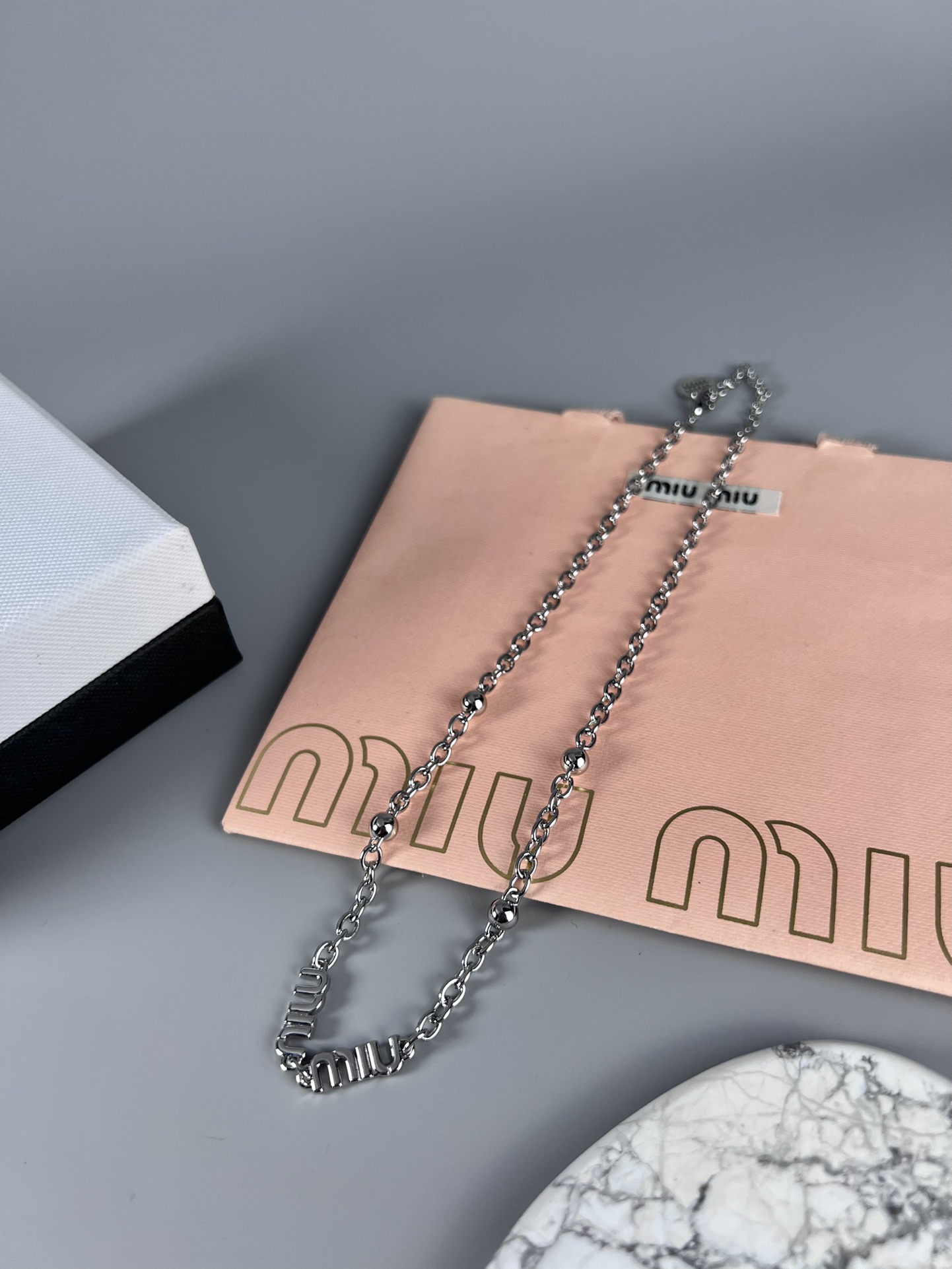 MiuMiu新款项链