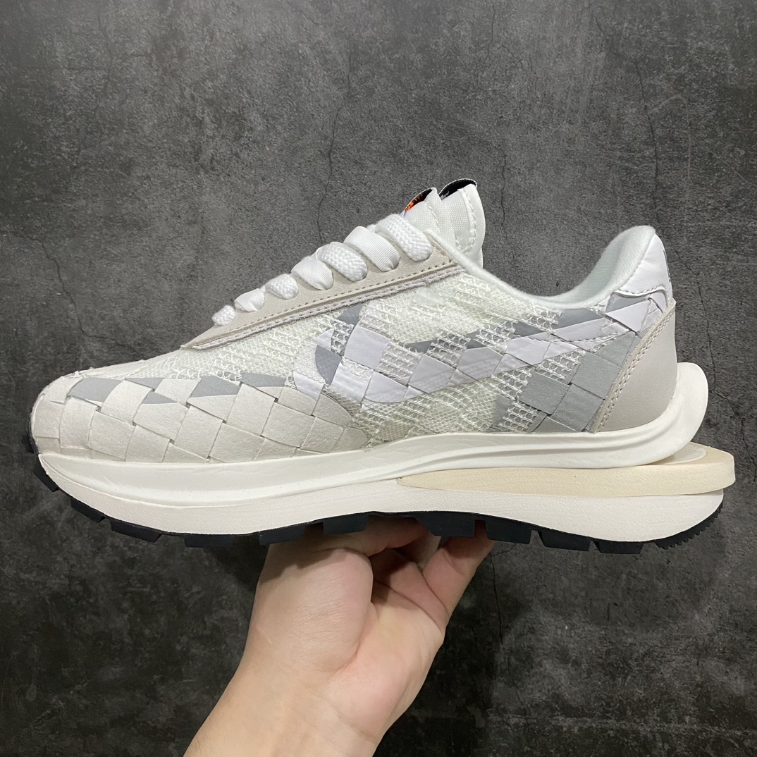 400 【首发版】Sacai x Jean Paul Gaultier x Nike LDVaporWaffe Sacai 4.0 DR5209-100