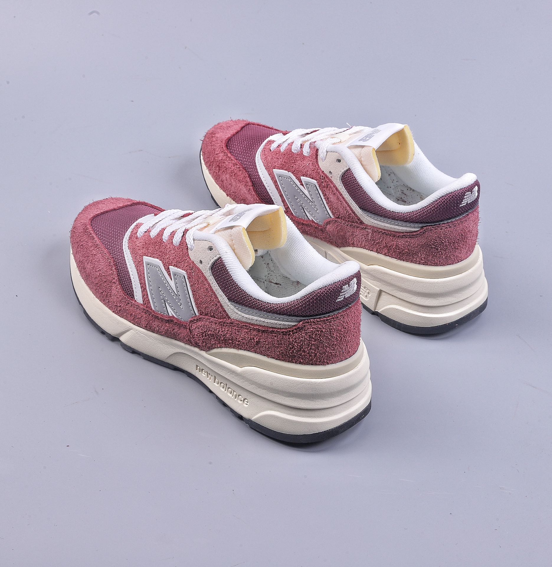 240 New Balance 新百伦 997系列 高端美产复古休闲跑步鞋 U997RCC