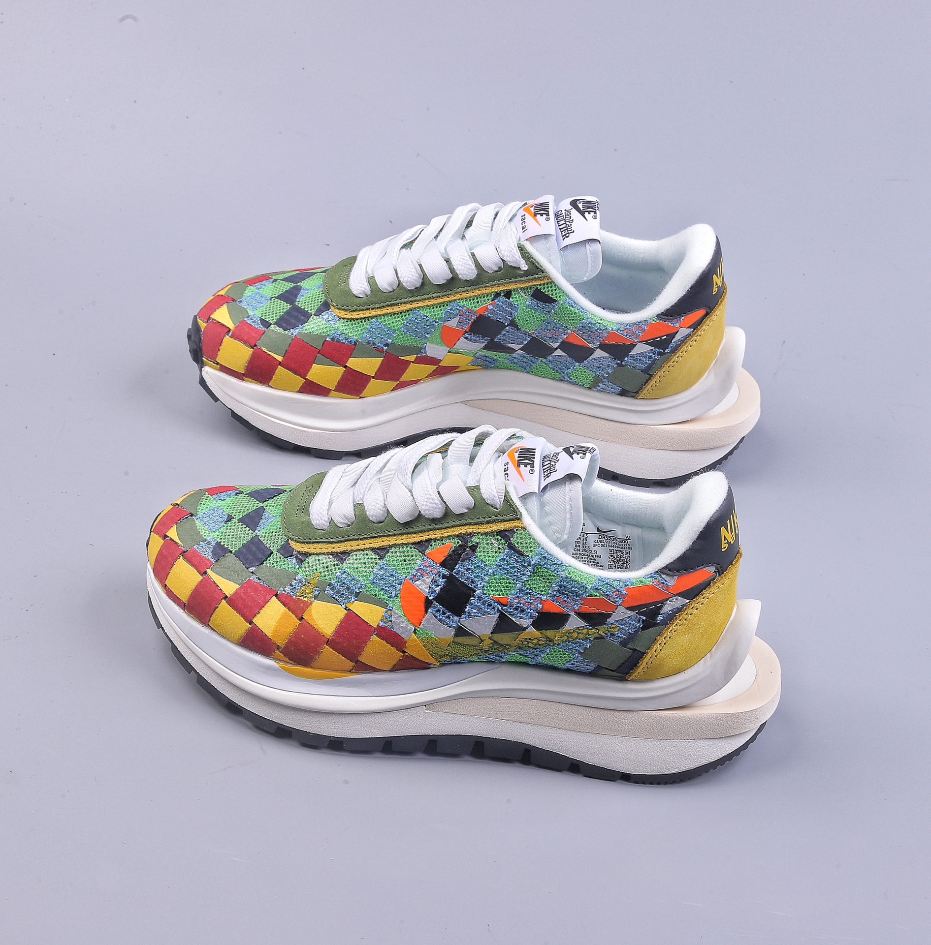 Sacai x Nike woven ”Green Gusto” 绿彩 DR5209-300