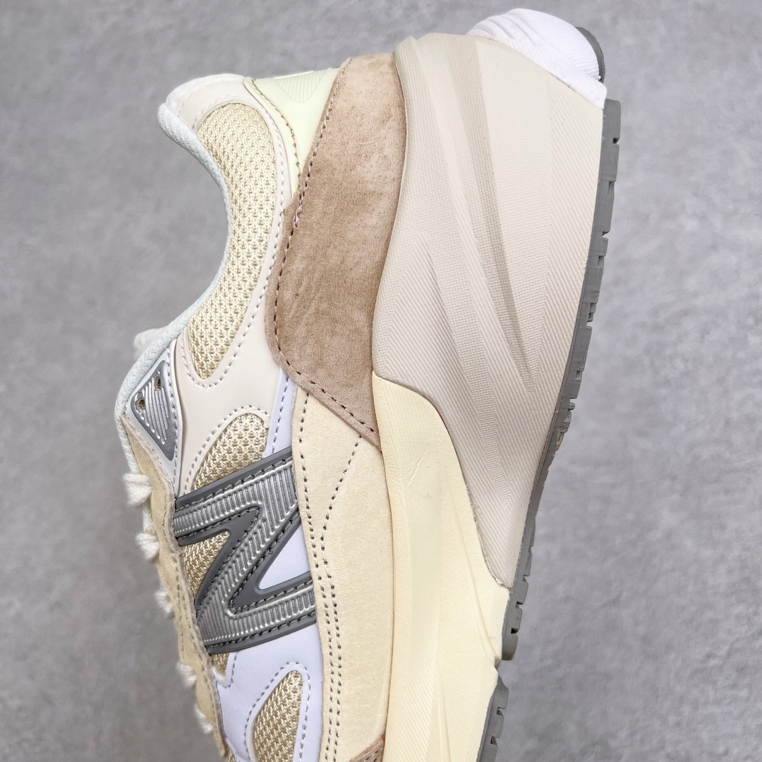 图片[7]-＃K版纯原 New Balance M990SS6 新百伦NB990V6 白棕 第六代总统复古慢跑鞋 这是一双极具现代感设计的复古跑鞋 990v6 鞋面大部分面积依旧采用麂皮和织物材质覆盖 从各种细节上看也还是有点 990v5 的影子 但相比 990v5 990v6 鞋面各种材质的拼接会更加复杂 这次 990v6 最大的改变相信大家应该也发现了 就是看上去貌似比 990v4 和 990v5 两代鞋款加起来还要厚的鞋底 其实这是 New Balance 首次采用的三重缓震组合鞋底 除了之前就有的 ABZORB 缓震科技和 ENCAP 中底 这次新加入了 FuelCell 缓震科技 看来舒适度和增高度 都要更上一层楼呀 990v6 的侧标 Logo 设计少见地没有印在绒面皮革上 而是置于网眼面料以及横跨鞋身的皮革织带之上 同时鞋舌上的标签设计并没有延用此前 990v4 和 990v5 采用的样式设计 而是采用了一种新的类似于三角徽章的设计 所以对于鞋款上的更新变化 既有延续经典的设计 也有创新性的改变 尺码：36 37 37.5 38 38.5 39 40 40.5 41.5 42 42.5 43 44 44.5 45-选品中心