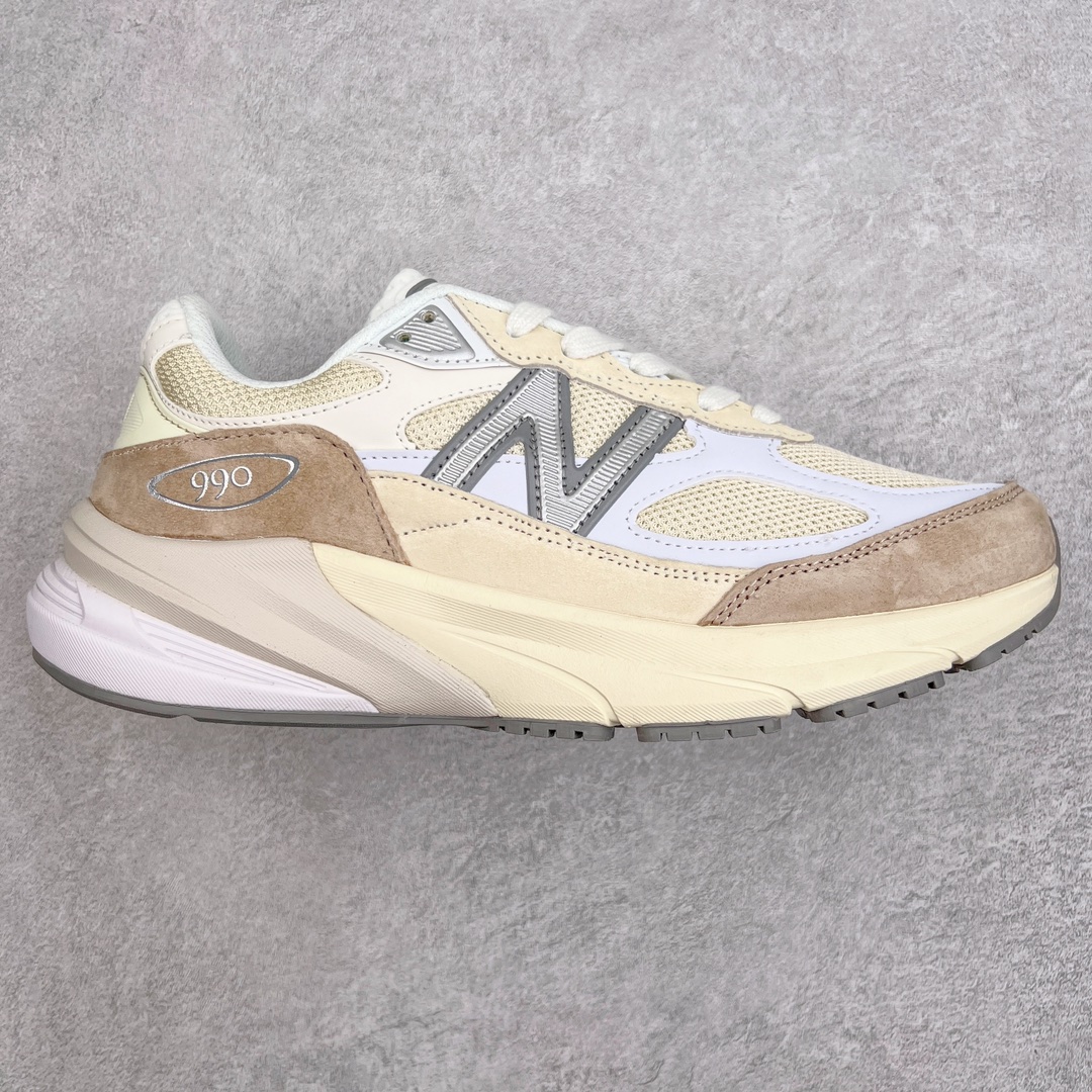 ＃K版纯原 New Balance M990SS6 新百伦NB990V6 白棕 第六代总统复古慢跑鞋 这是一双极具现代感设计的复古跑鞋 990v6 鞋面大部分面积依旧采用麂皮和织物材质覆盖 从各种细节上看也还是有点 990v5 的影子 但相比 990v5 990v6 鞋面各种材质的拼接会更加复杂 这次 990v6 最大的改变相信大家应该也发现了 就是看上去貌似比 990v4 和 990v5 两代鞋款加起来还要厚的鞋底 其实这是 New Balance 首次采用的三重缓震组合鞋底 除了之前就有的 ABZORB 缓震科技和 ENCAP 中底 这次新加入了 FuelCell 缓震科技 看来舒适度和增高度 都要更上一层楼呀 990v6 的侧标 Logo 设计少见地没有印在绒面皮革上 而是置于网眼面料以及横跨鞋身的皮革织带之上 同时鞋舌上的标签设计并没有延用此前 990v4 和 990v5 采用的样式设计 而是采用了一种新的类似于三角徽章的设计 所以对于鞋款上的更新变化 既有延续经典的设计 也有创新性的改变 尺码：36 37 37.5 38 38.5 39 40 40.5 41.5 42 42.5 43 44 44.5 45-选品中心