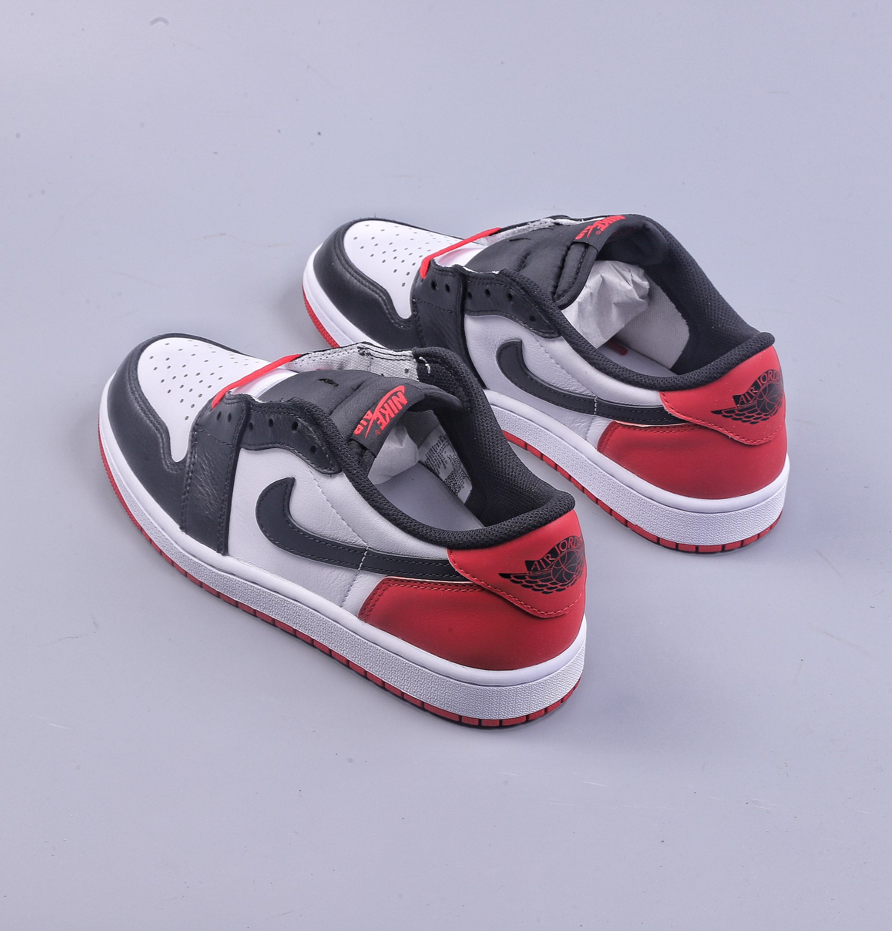 OG版 Air Jordan 1 Low ”Black Toe” AJ1 乔1全新黑脚趾 文化休闲运动板鞋 CZ0790-106