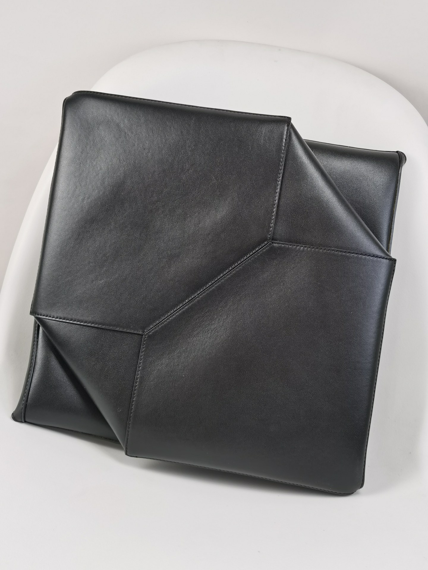 Loewe Puzzle Fold Large Tote Bag in Shiny Leather - Black 5 i1692858166 271 4