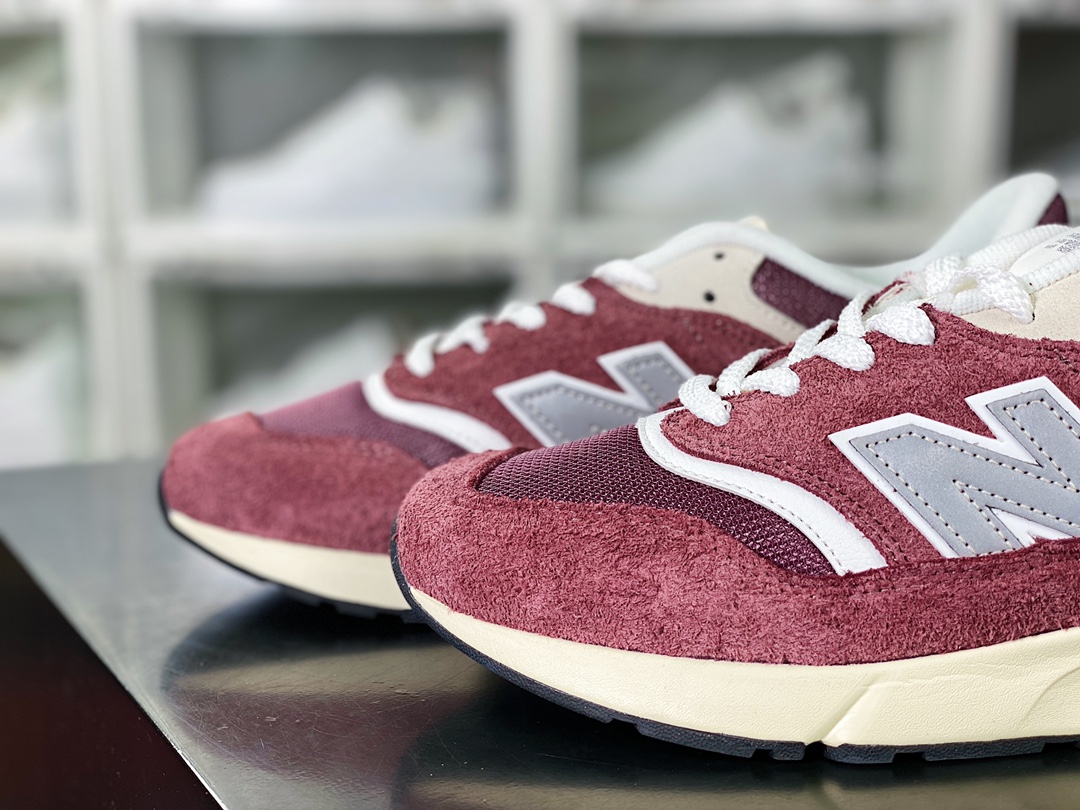 New Balance 997R ”Wine Red” improved series low-top classic retro thick-soled casual sports jogging shoes ”Wine Red Beige” U997RCC