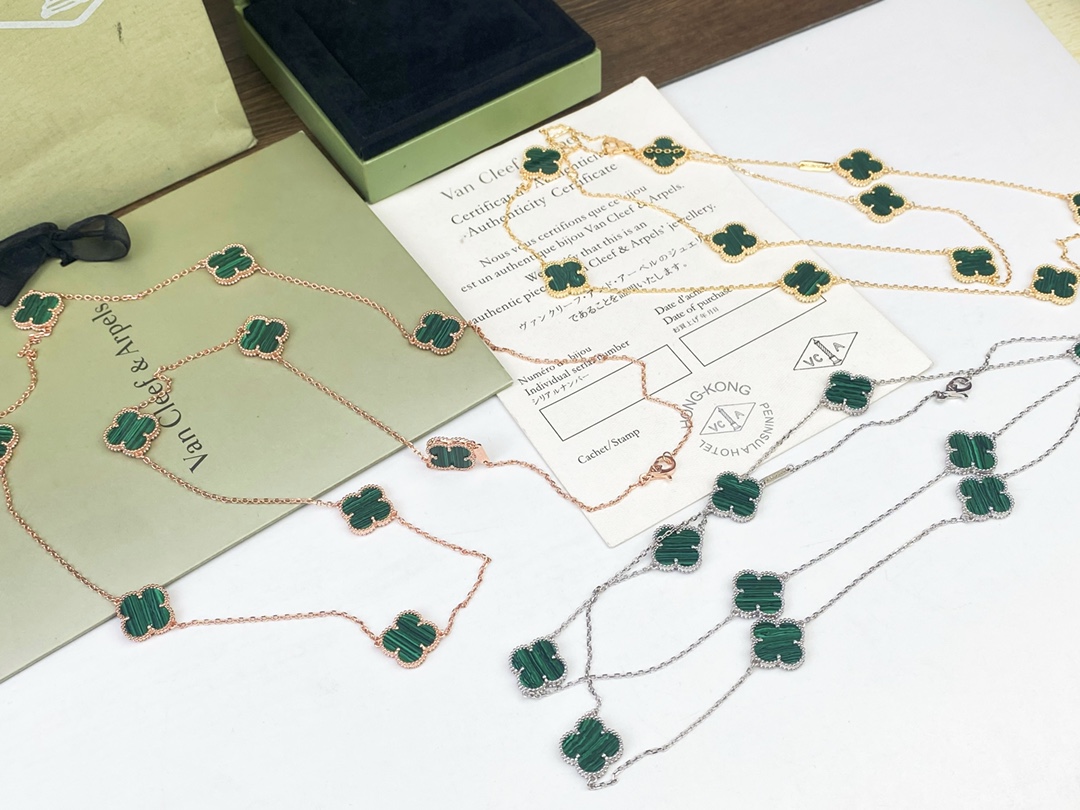 VCA四叶草十花宝石毛衣链真实细节呈现！樊克雅宝Vca四叶草孔雀石系列出货亚金定制电镀18K金工艺无缝镶