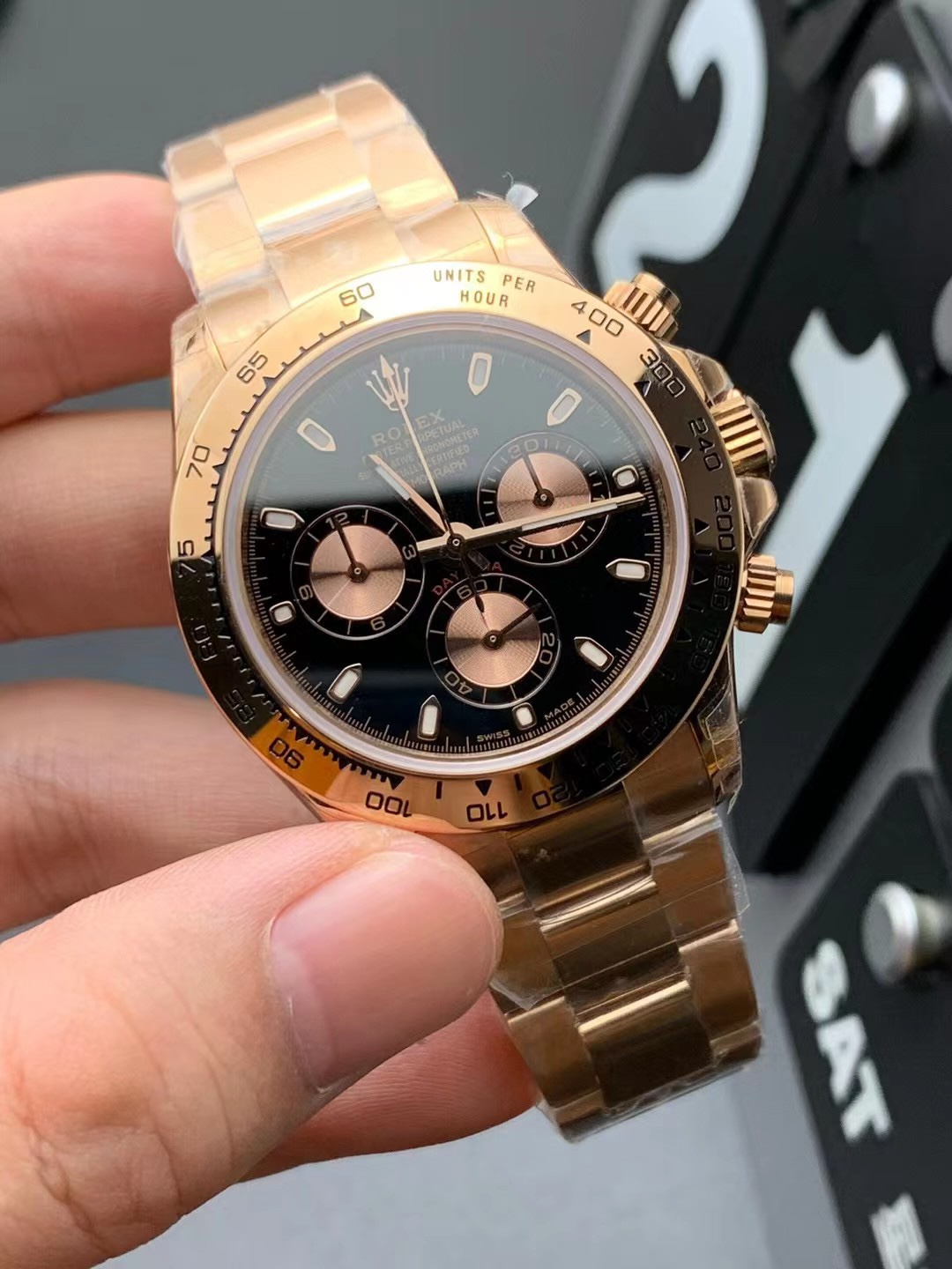Unknown 玫瑰金迪 小怪兽